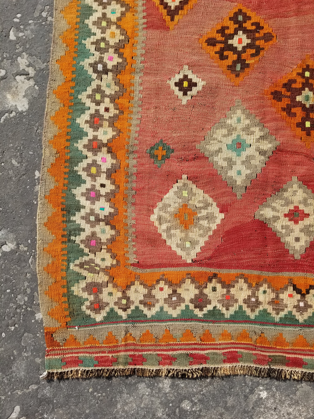 Antique Traditional Handmade Sherazi Flatweave Wool Kilim Rug 214x137cms