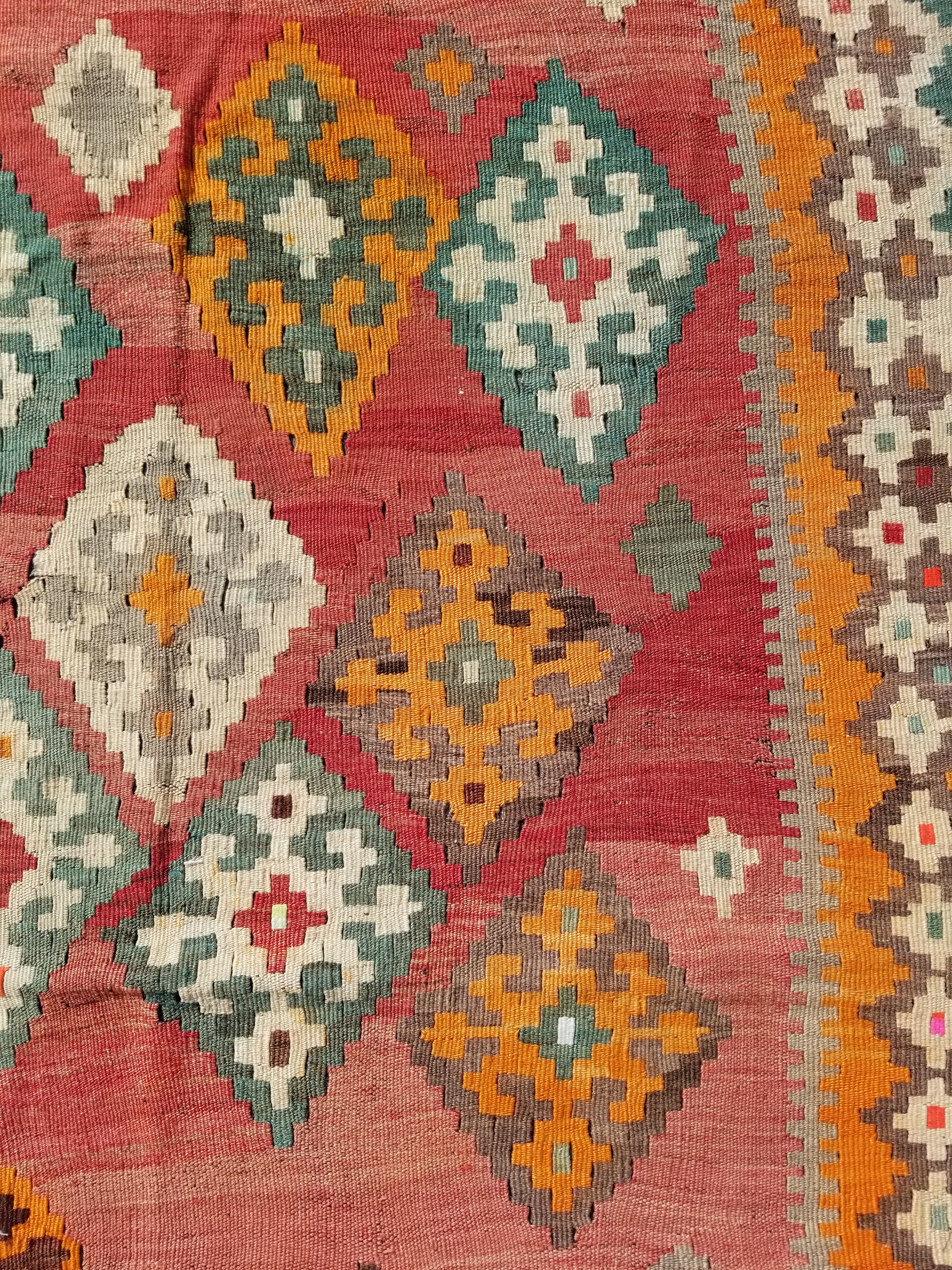 Antique Traditional Handmade Sherazi Flatweave Wool Kilim Rug 214x137cms