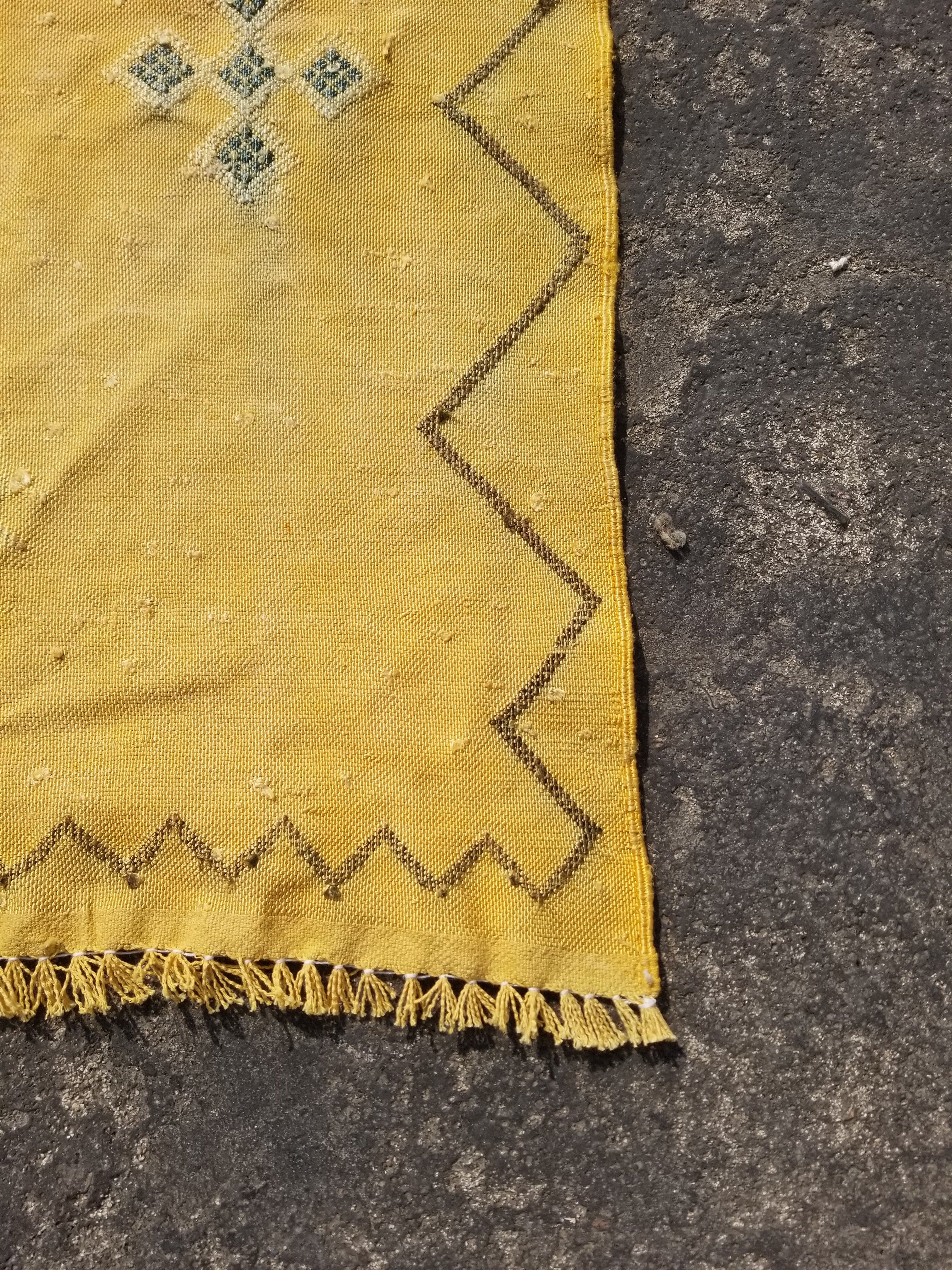 Vintage Traditional Handmade Moroccan Cactus Wool Kilim-style Runner 264x62cms