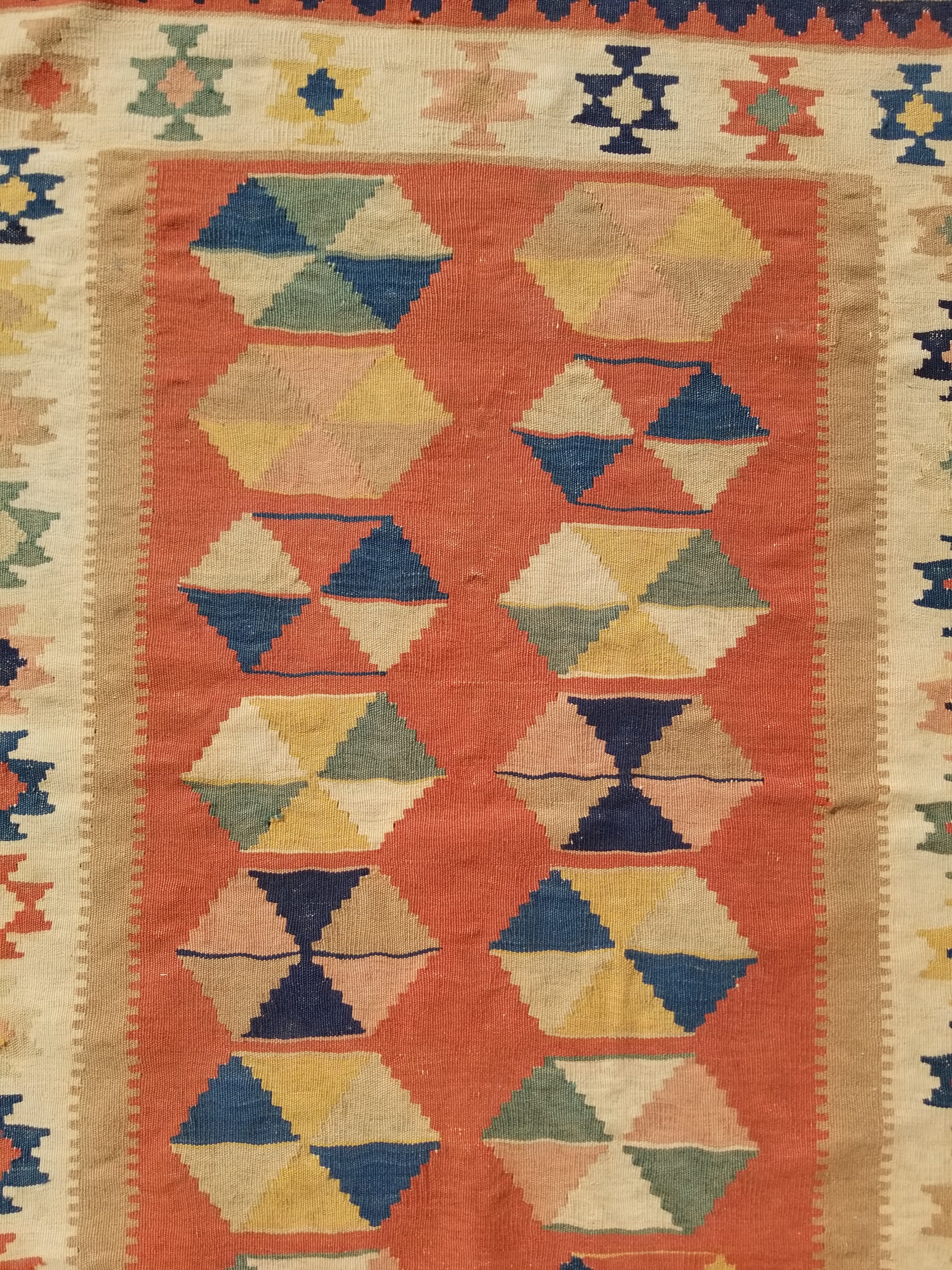 Vintage Traditional Handmade Sherazi Wool Kilim Rug 146x108cms