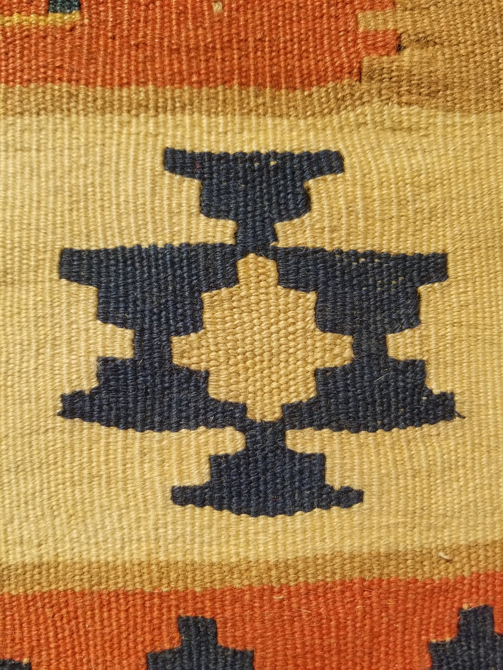 Vintage Traditional Handmade Sherazi Wool Kilim Rug 146x108cms