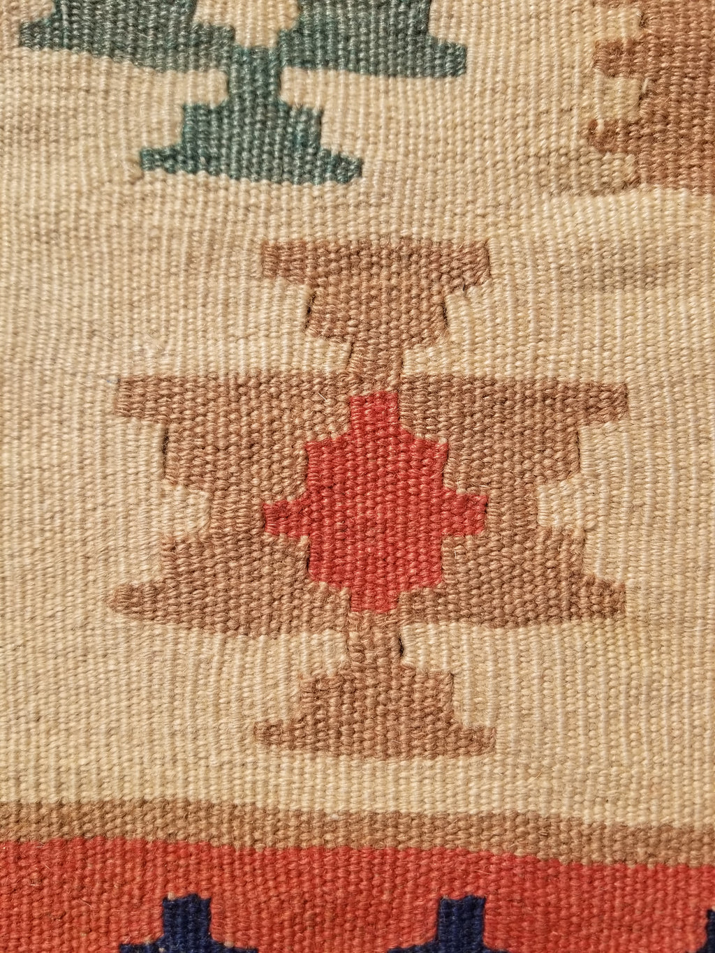 Vintage Traditional Handmade Sherazi Wool Kilim Rug 146x108cms