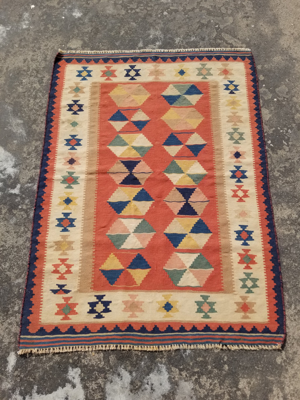 Vintage Traditional Handmade Sherazi Wool Kilim Rug 146x108cms