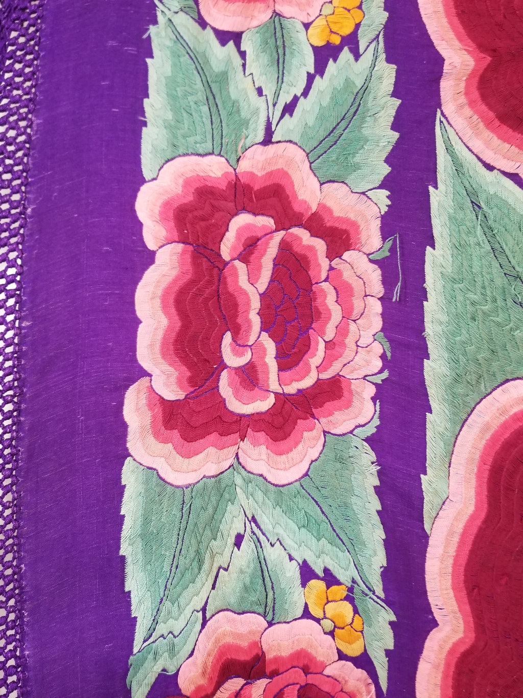 Antique Exceptional Chinese Hand Embroidered Floral Fringed Piano Shawl 158x158cm