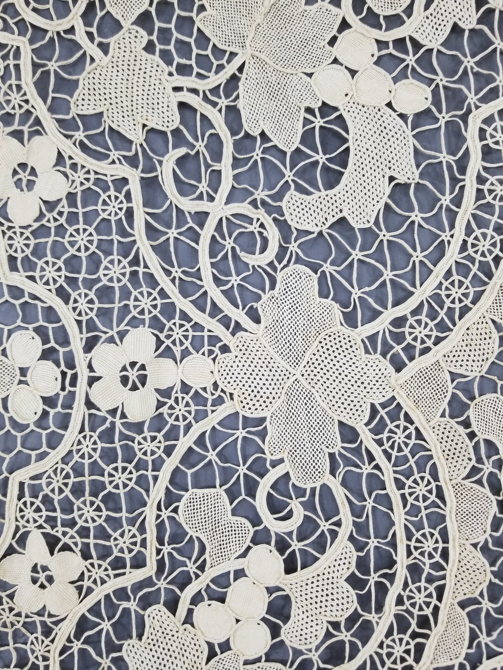 Vintage Italian Point De Venise Needle Lace Tablecloth 256x225cm