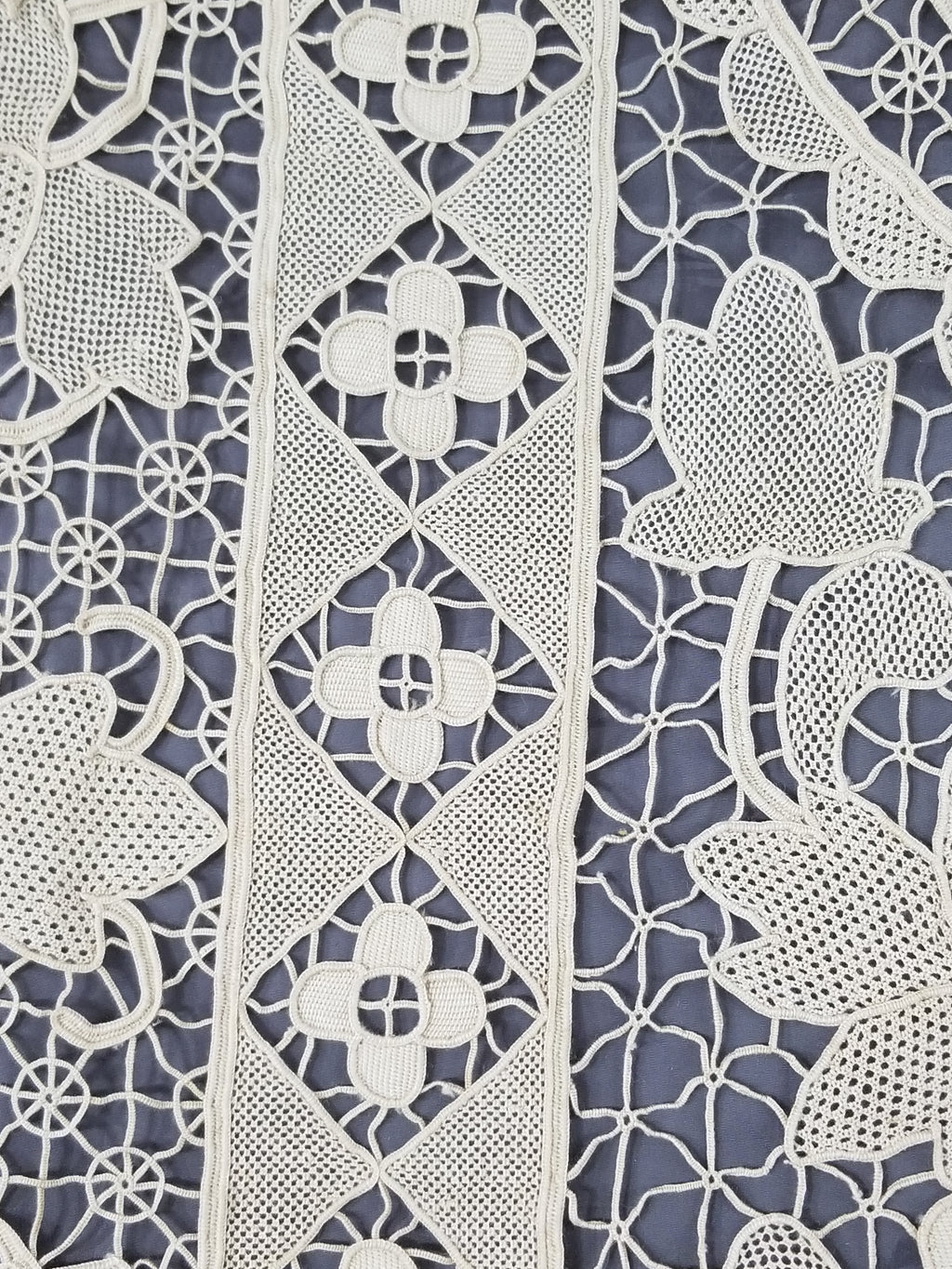 Vintage Italian Point De Venise Needle Lace Tablecloth 256x225cm