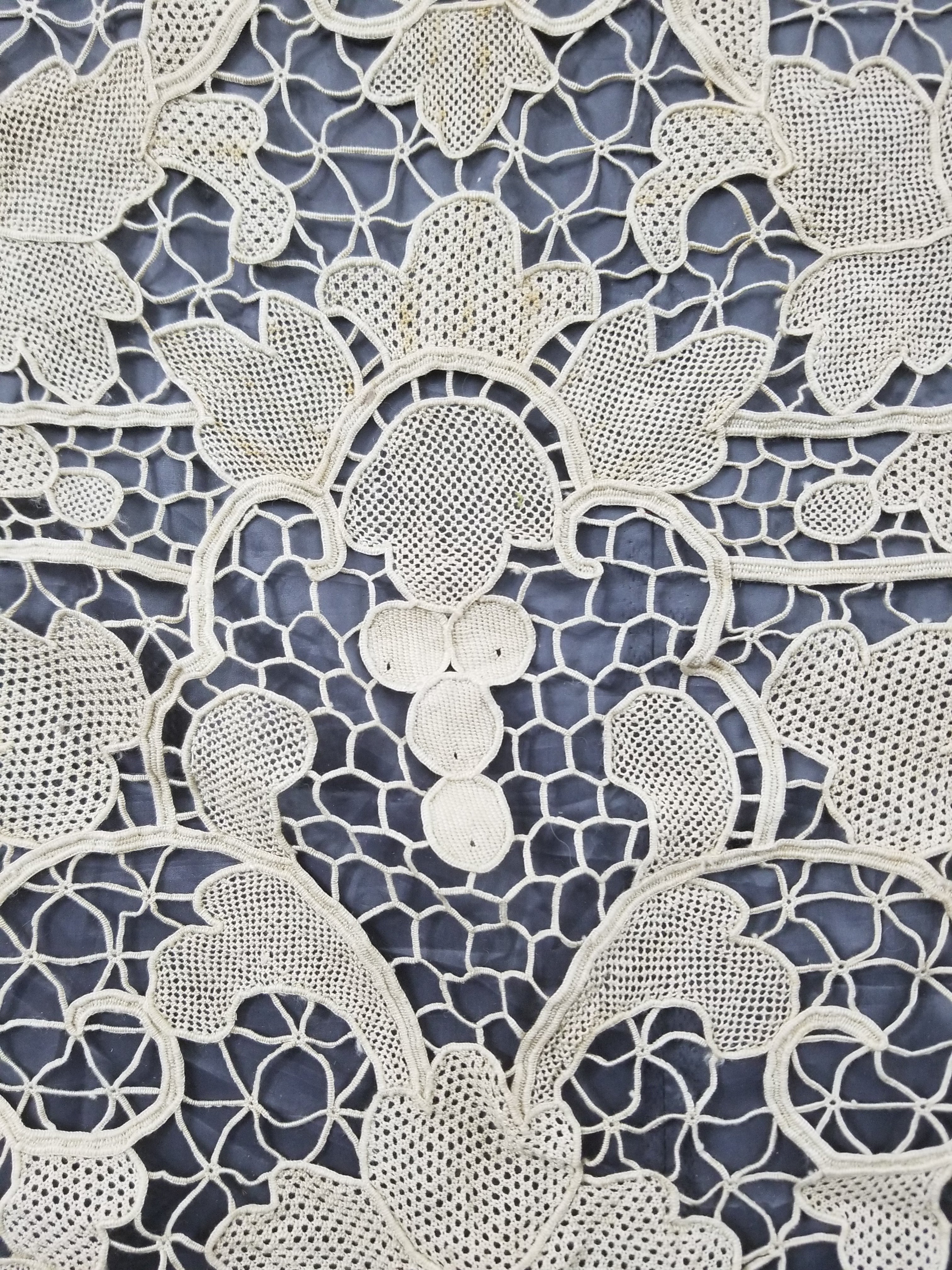 Vintage Italian Point De Venise Needle Lace Tablecloth 256x225cm