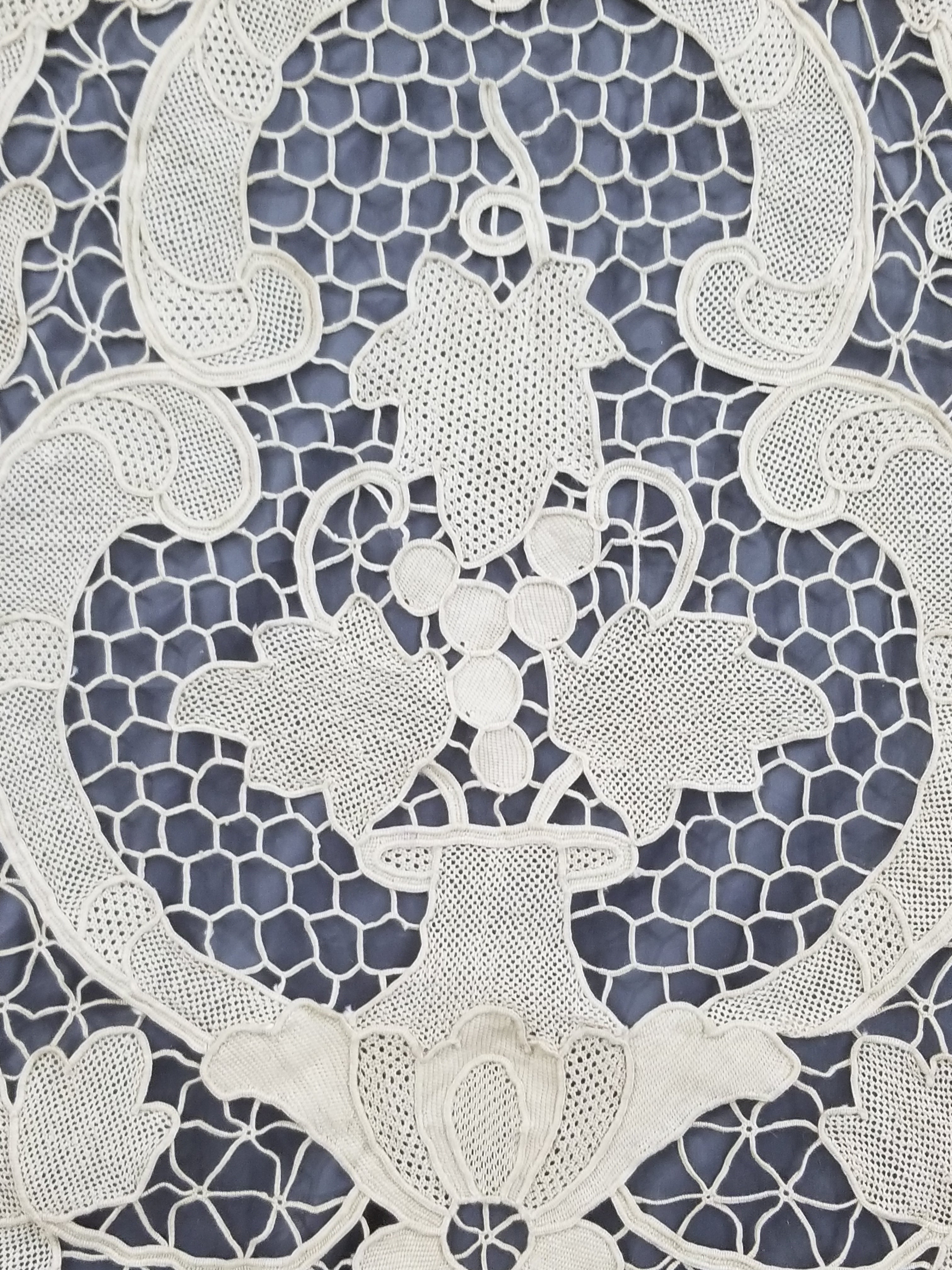 Vintage Italian Point De Venise Needle Lace Tablecloth 256x225cm