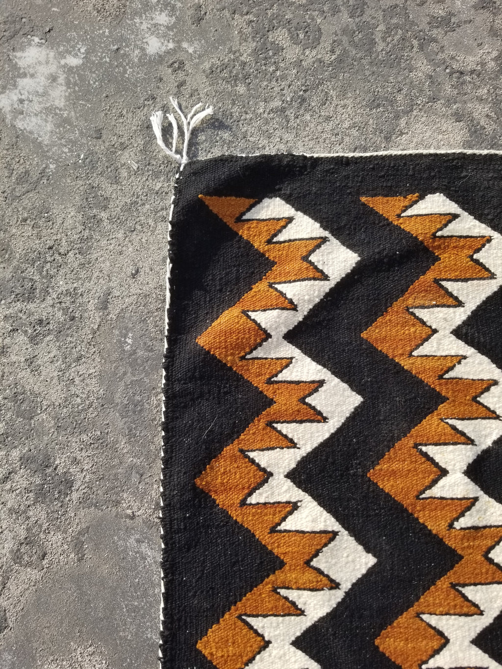 Vintage Handmade Native American Navajo Style Geometric Wool Kilim 132x115cm