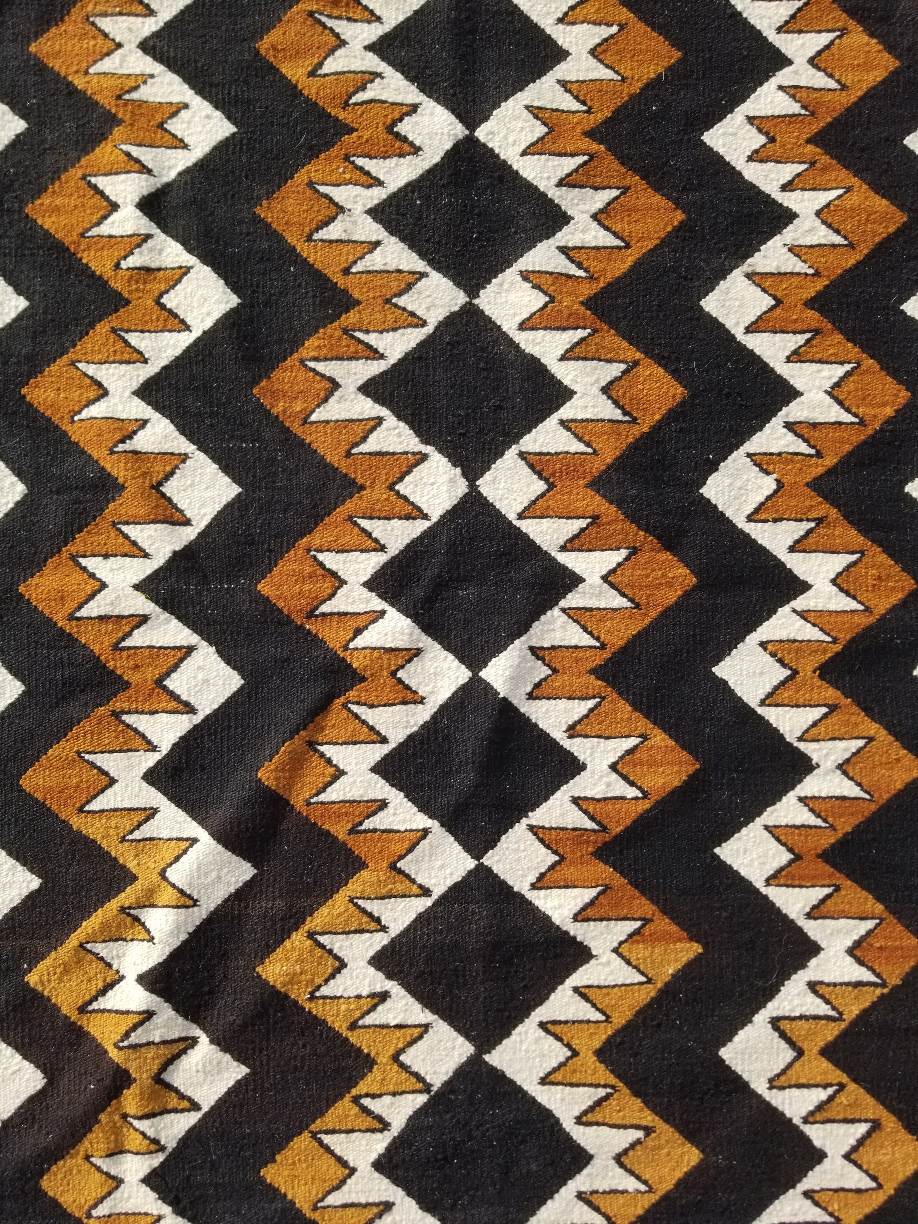 Vintage Handmade Native American Navajo Style Geometric Wool Kilim 132x115cm