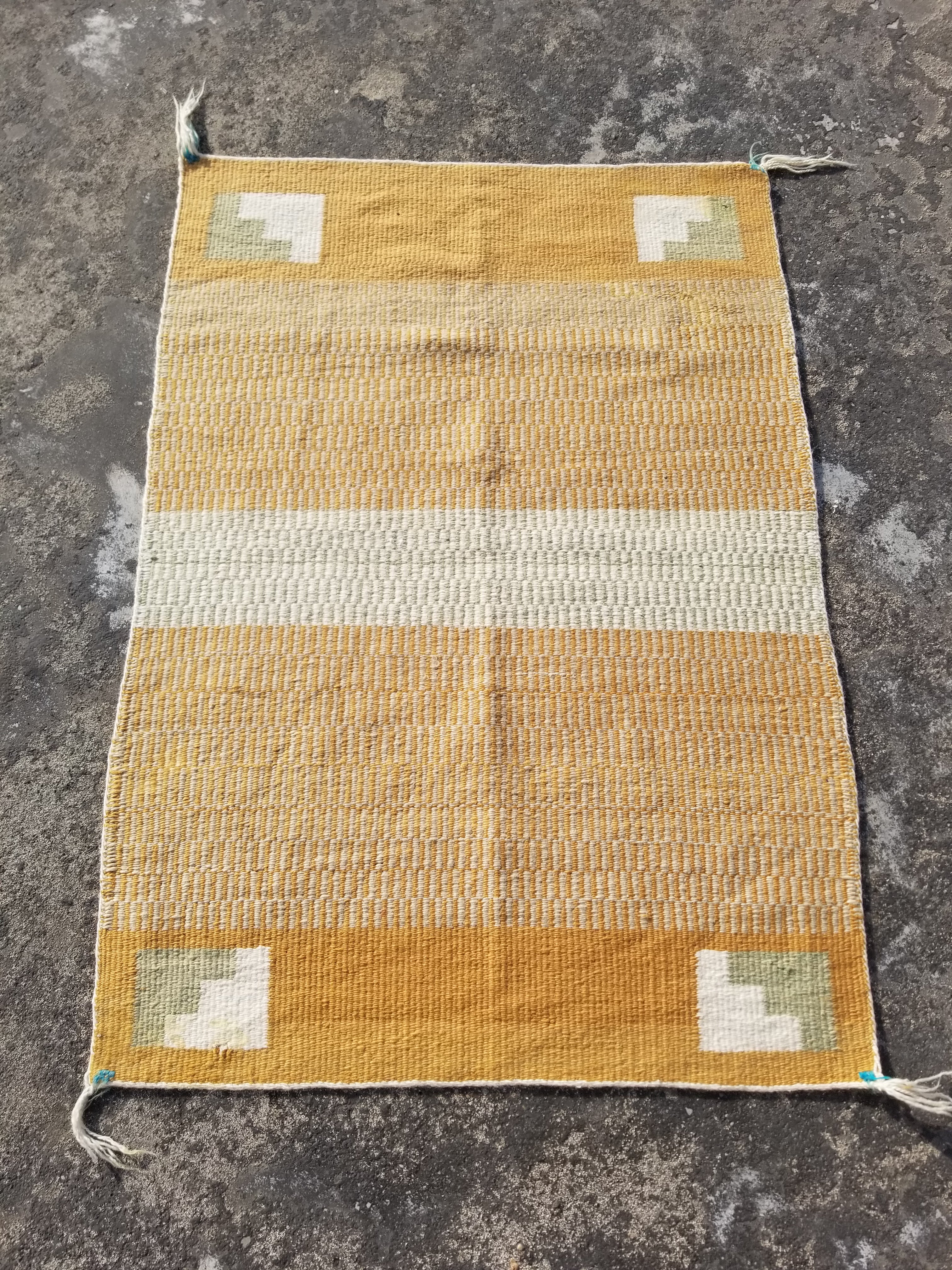 Vintage Traditional Handmade Native American Navajo Wool Multicolor Kilim 123x89