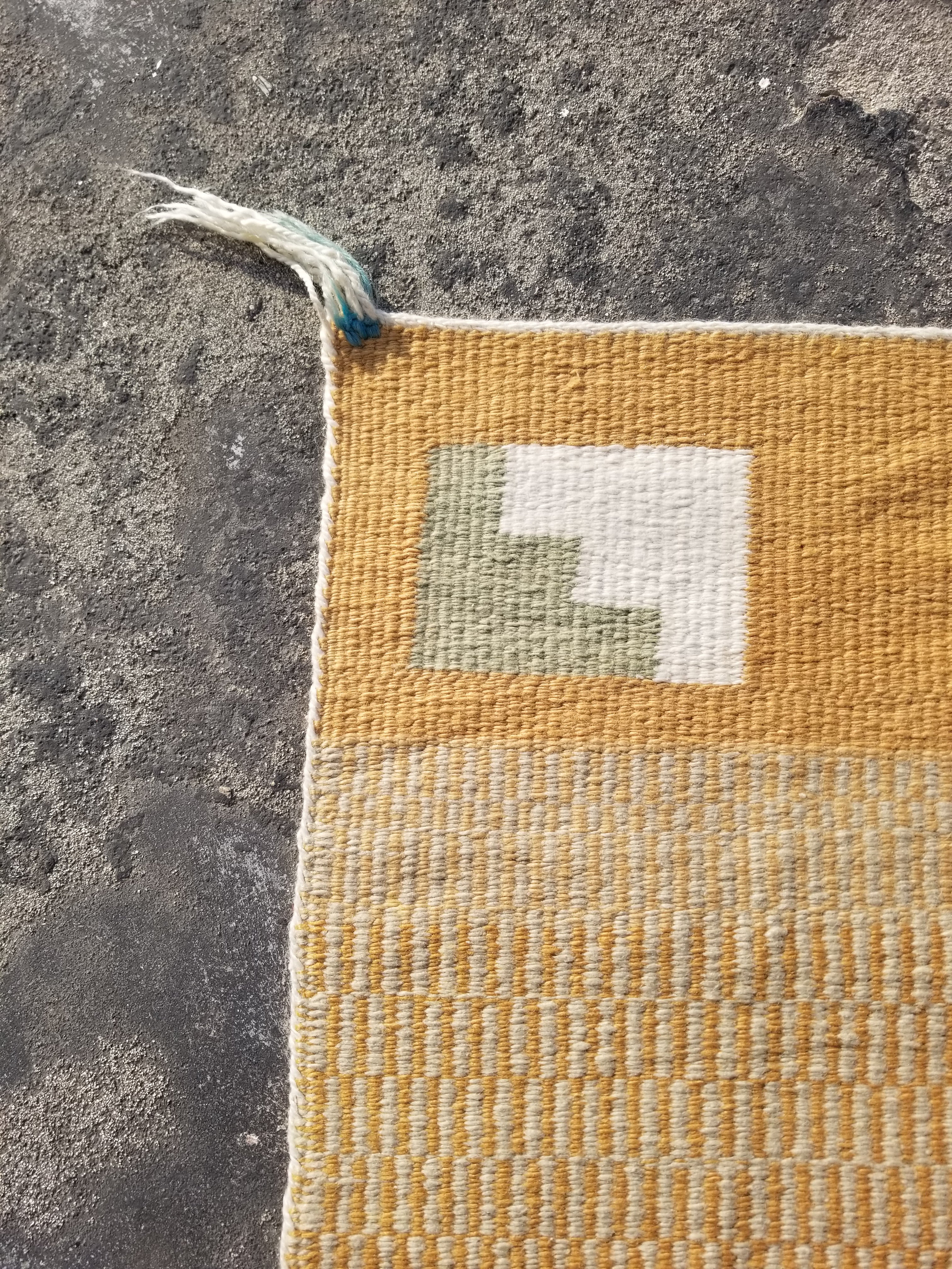 Vintage Traditional Handmade Native American Navajo Wool Multicolor Kilim 123x89
