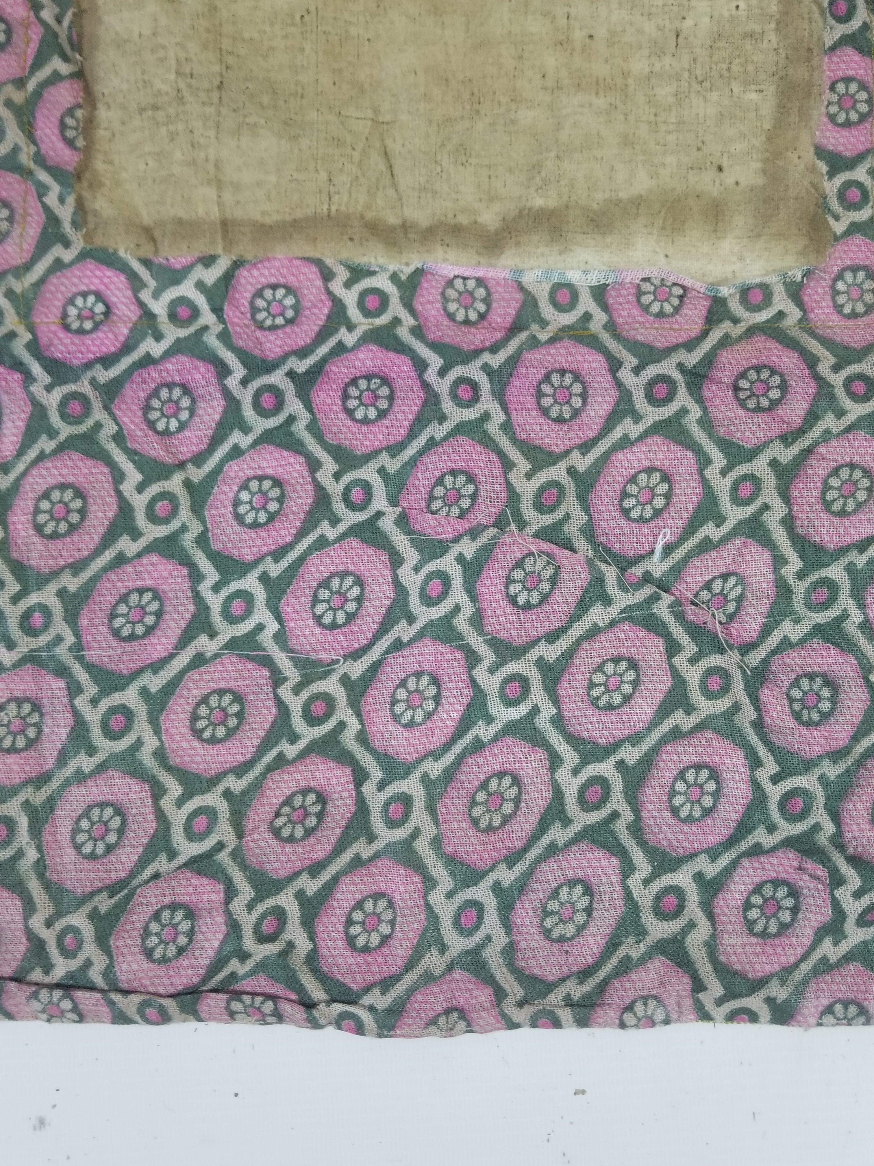 Antique Tibetan Buddhist Thangka Printed & Silk Brocade Wall Hanging 68x39cm