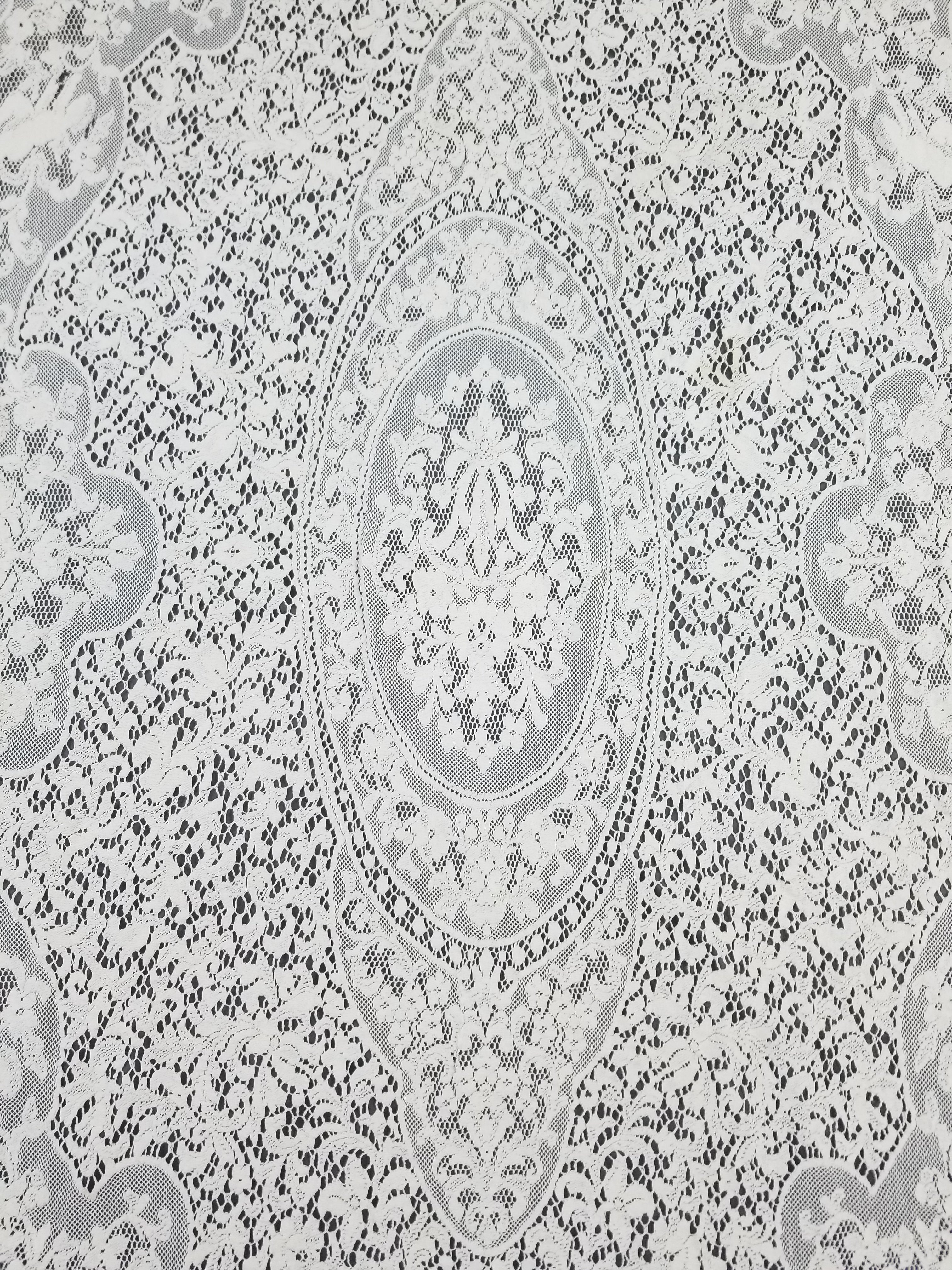 Vintage European Floral & Cherub Brussels Lace Tablecloth 250x50cm