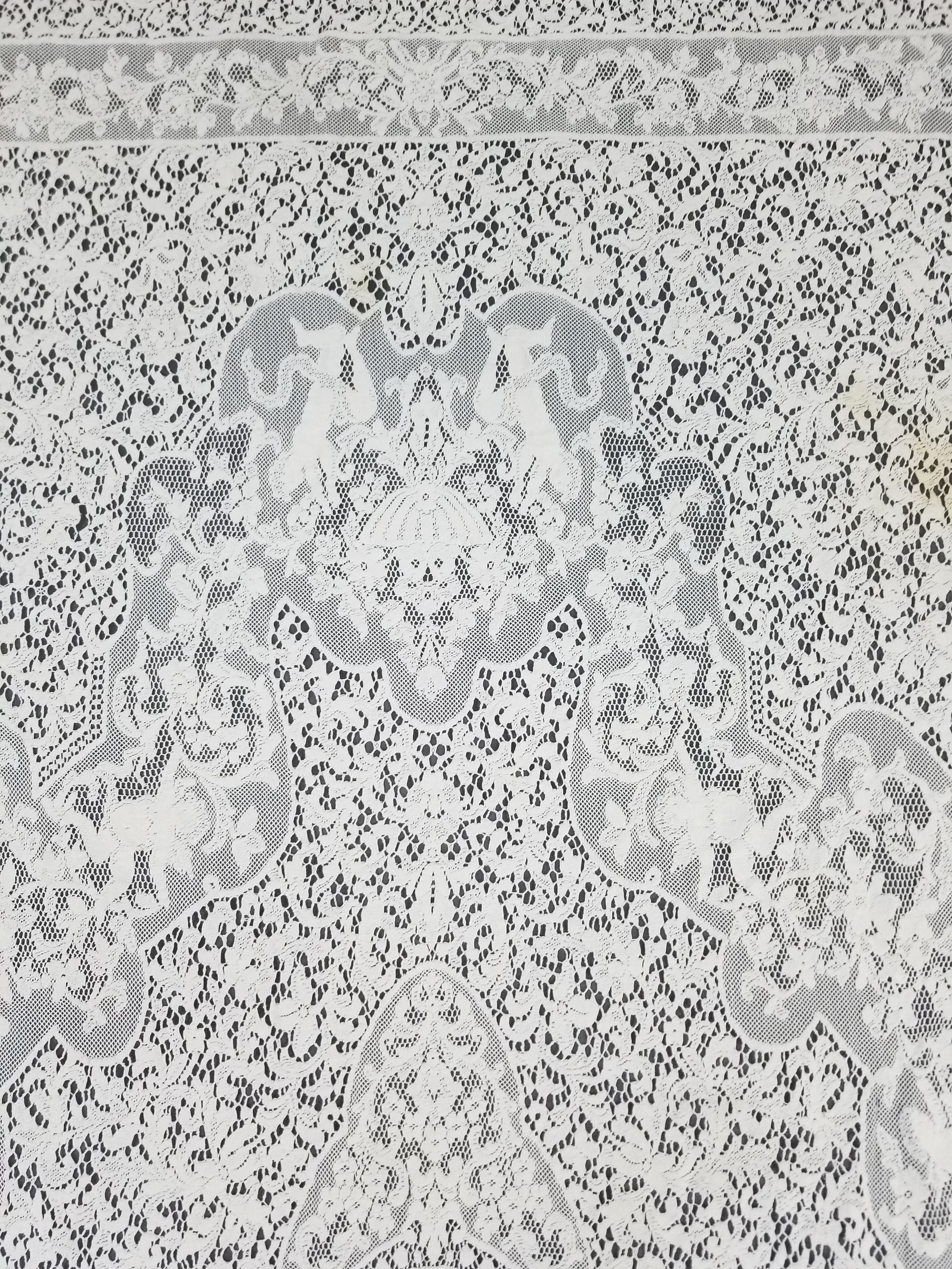 Vintage European Floral & Cherub Brussels Lace Tablecloth 250x50cm