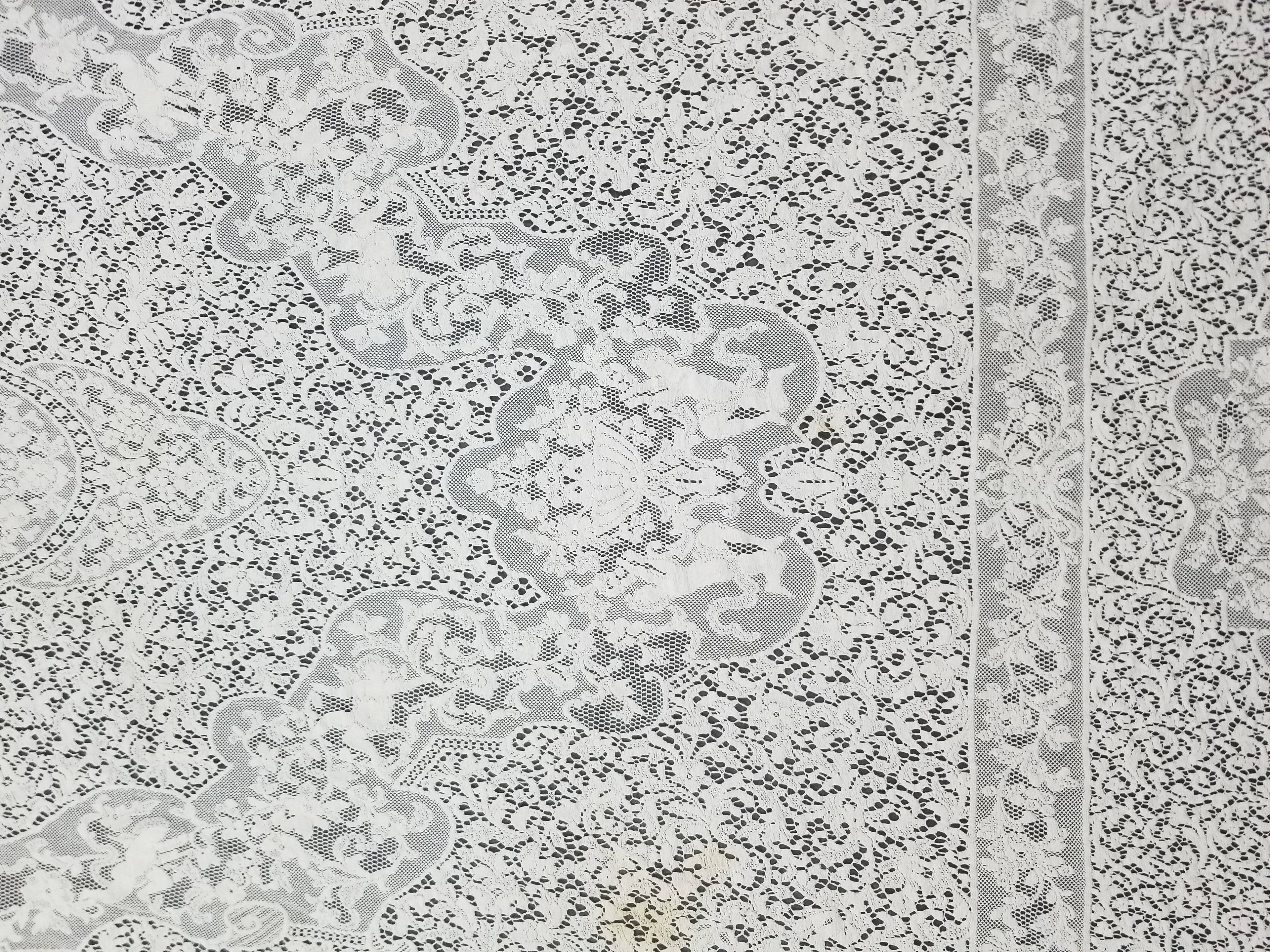 Vintage European Floral & Cherub Brussels Lace Tablecloth 250x50cm