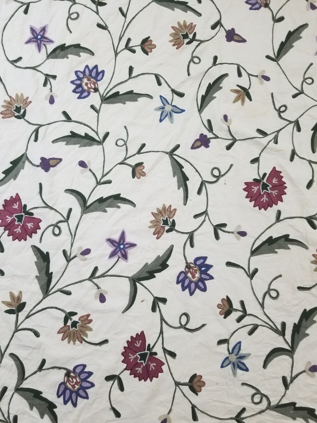 Vintage Traditional Kashmiri Crewel Embroidered Floral Bedspread 242x220cm