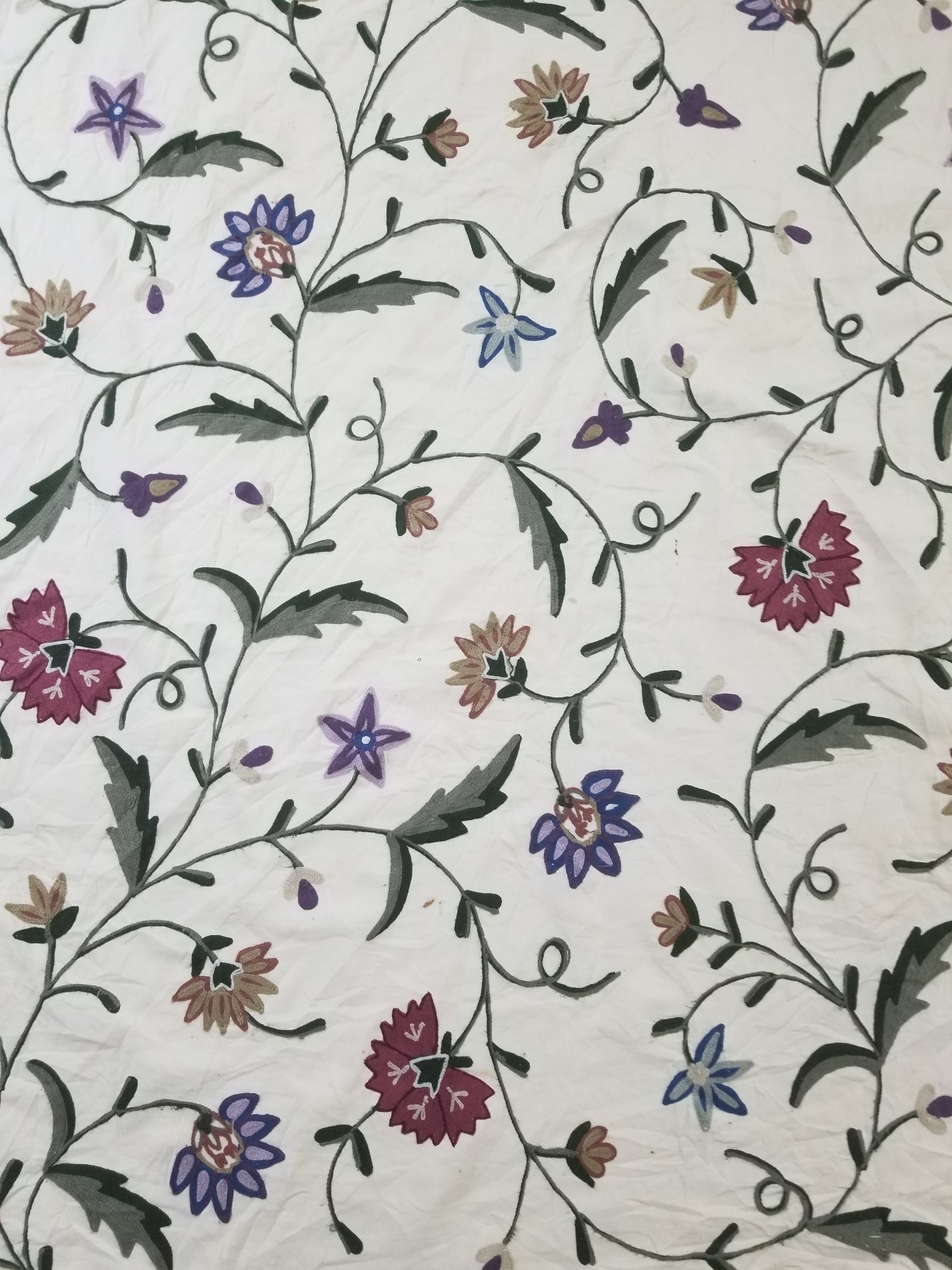 Vintage Traditional Kashmiri Crewel Embroidered Floral Bedspread 242x220cm