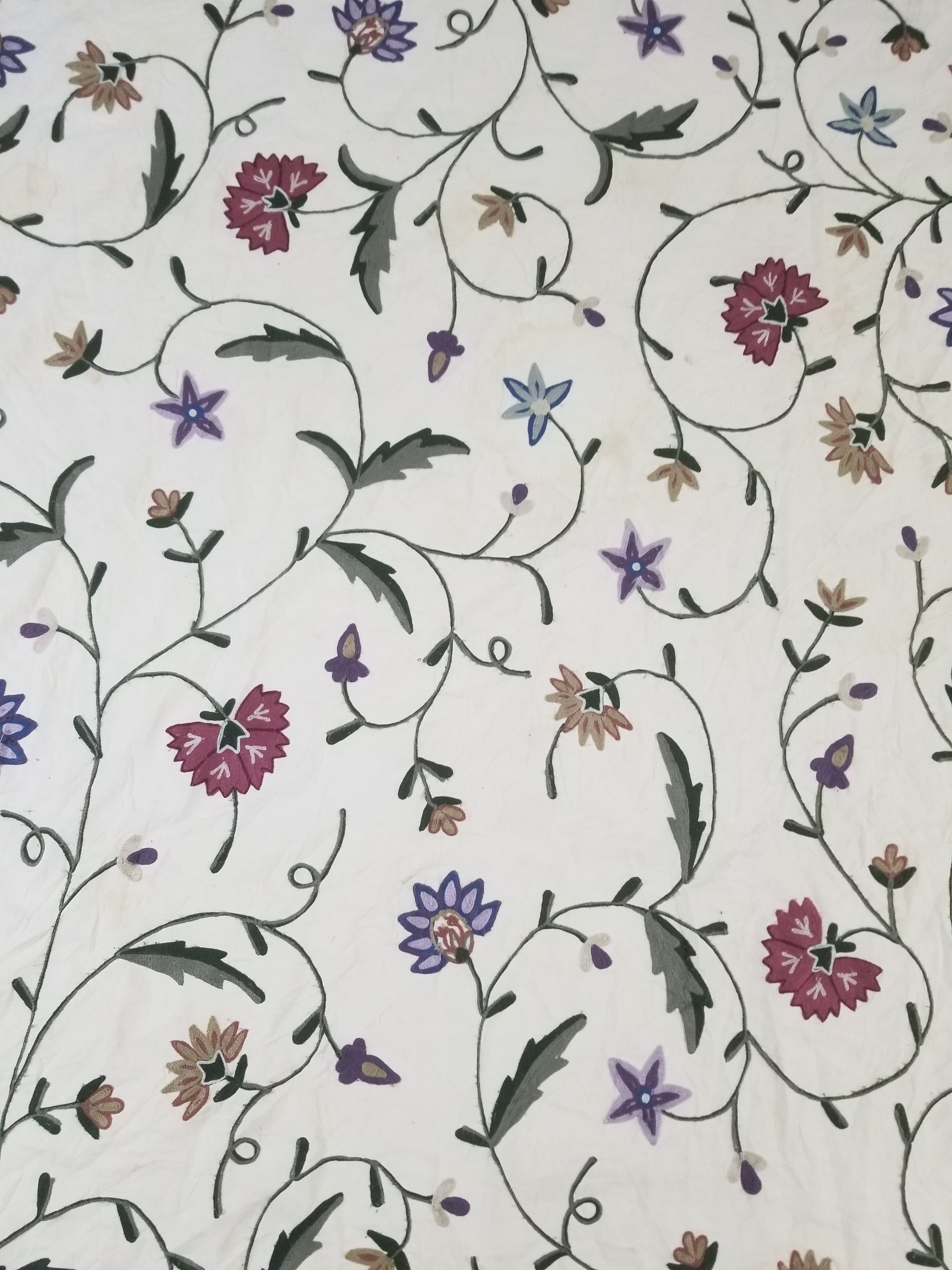 Vintage Traditional Kashmiri Crewel Embroidered Floral Bedspread 242x220cm