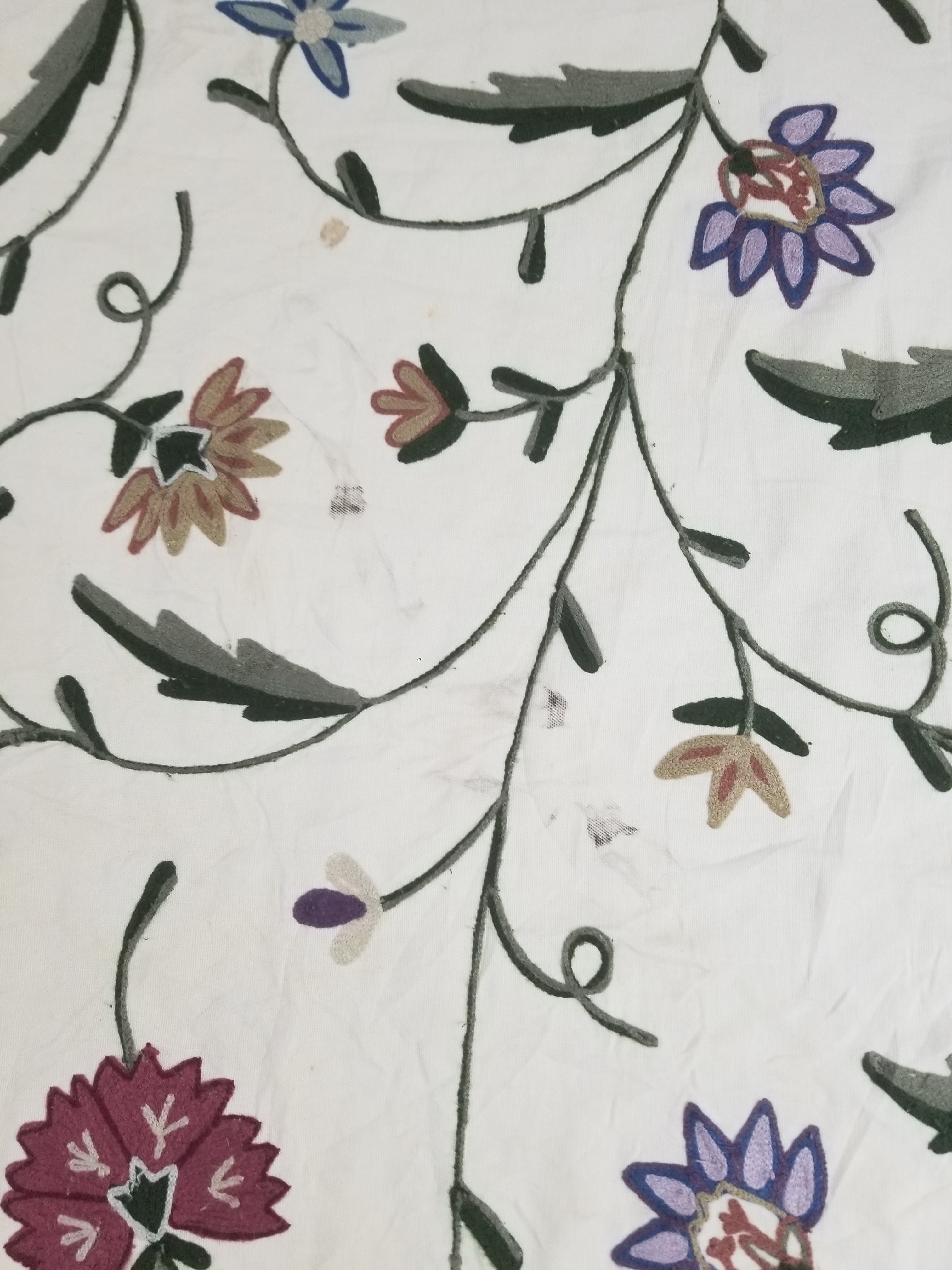 Vintage Traditional Kashmiri Crewel Embroidered Floral Bedspread 242x220cm