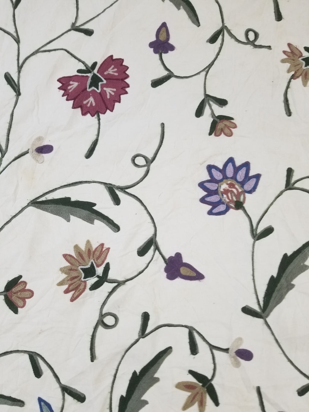 Vintage Traditional Kashmiri Crewel Embroidered Floral Bedspread 242x220cm
