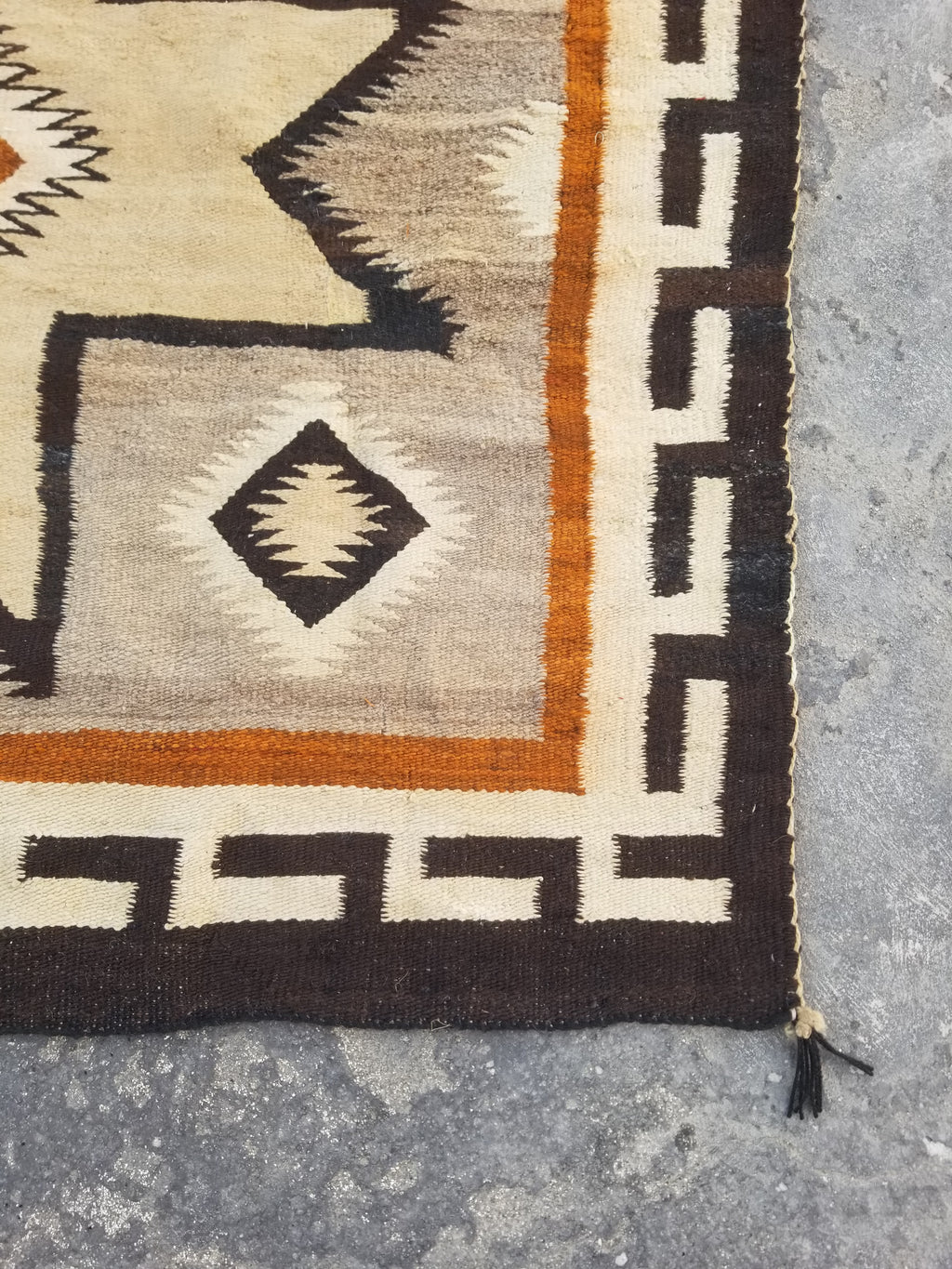 Vintage Handwoven American Navajo Geometric Pattern Wool Rug 191x110cm