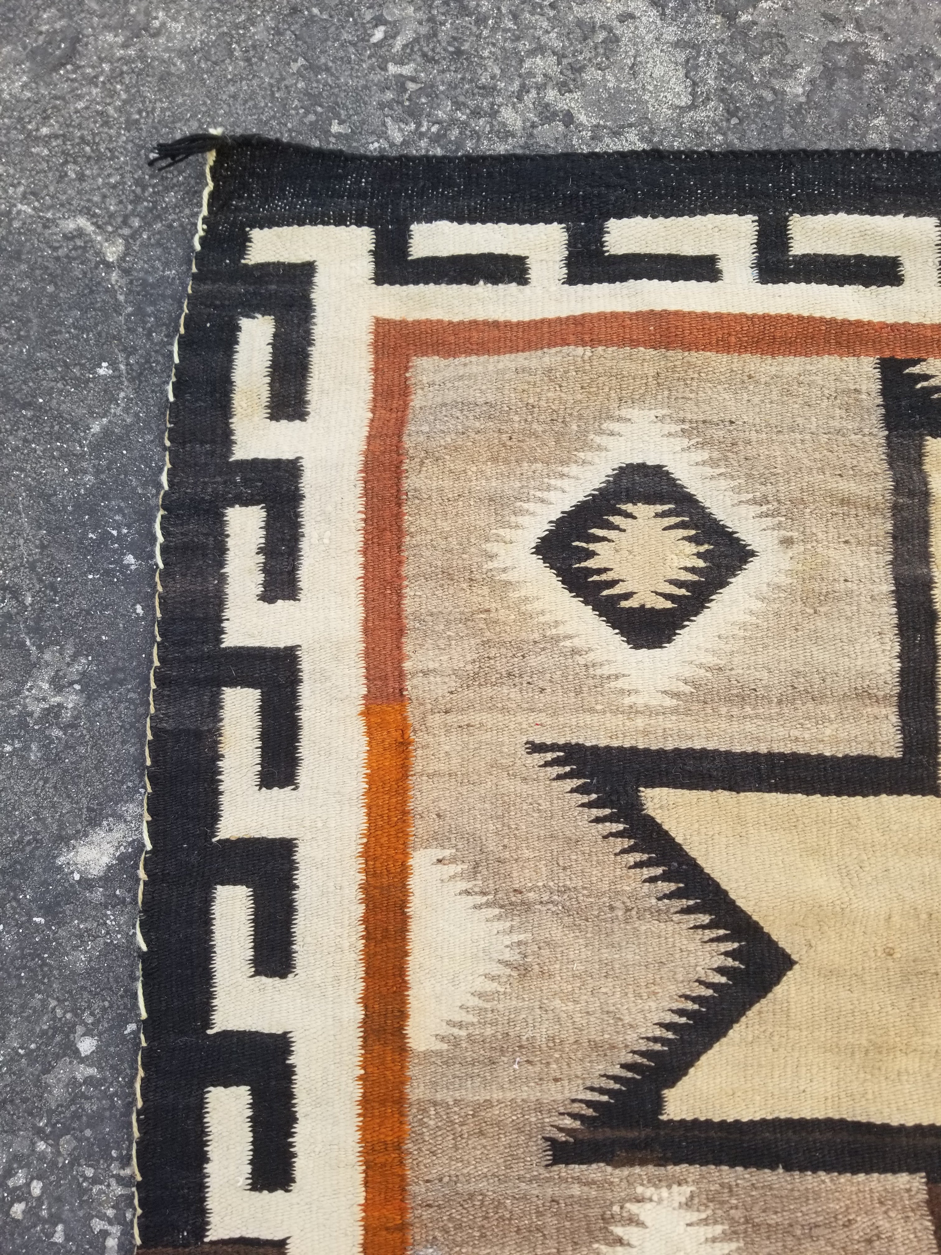 Vintage Handwoven American Navajo Geometric Pattern Wool Rug 191x110cm