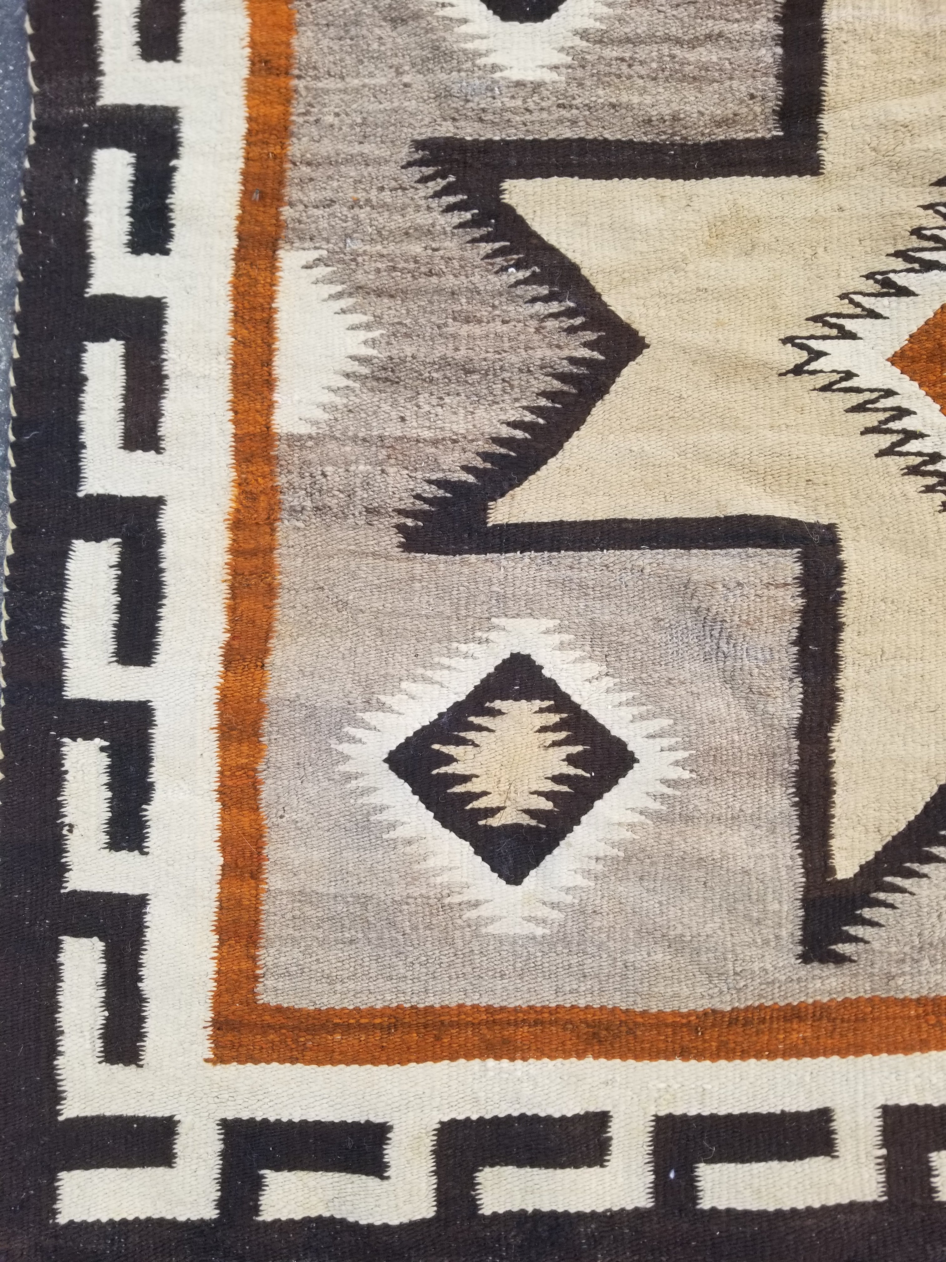 Vintage Handwoven American Navajo Geometric Pattern Wool Rug 191x110cm