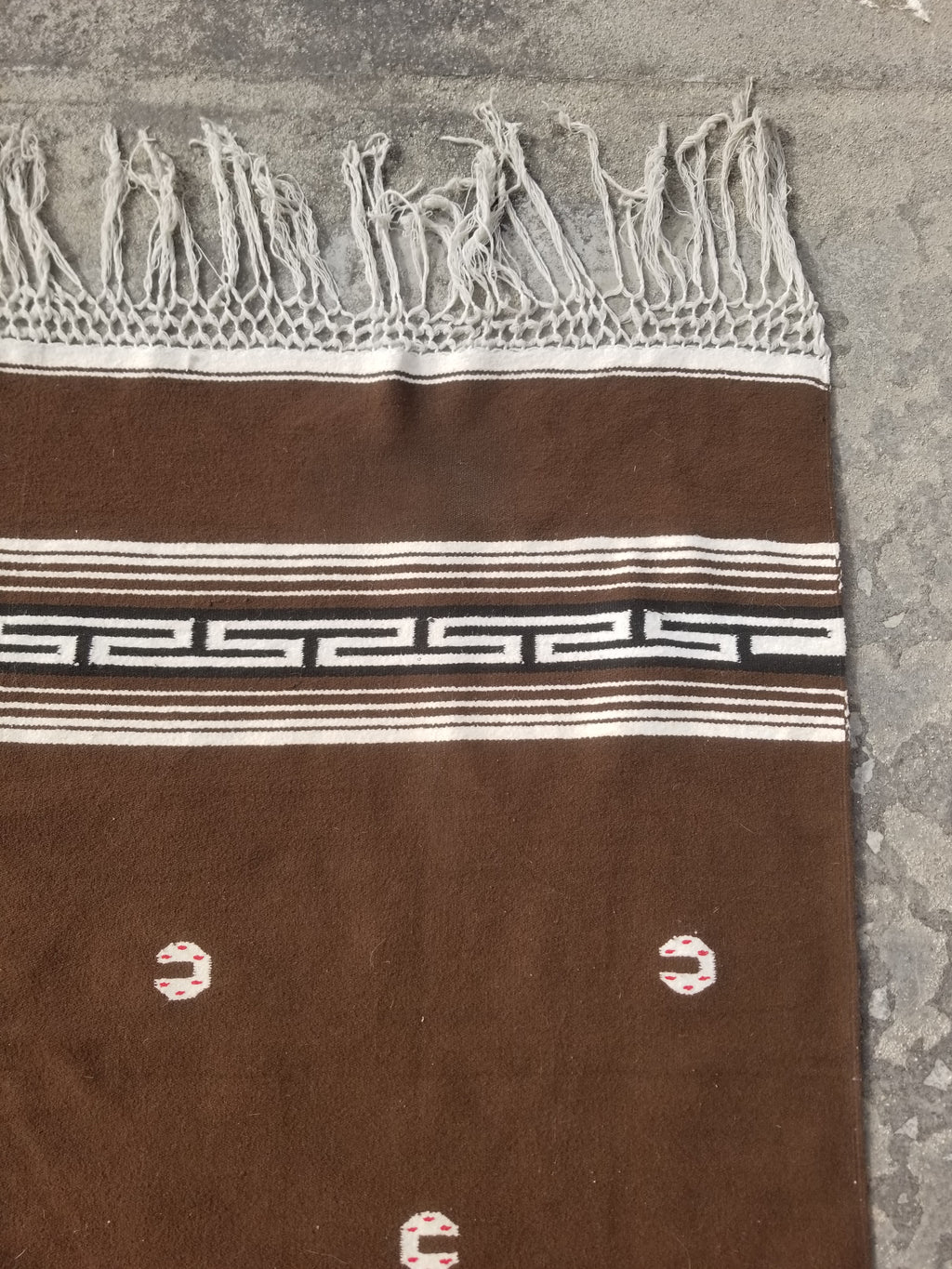 Vintage Handmade Mexican Tribal Medallion Wool Kilim Rug 209x122cm