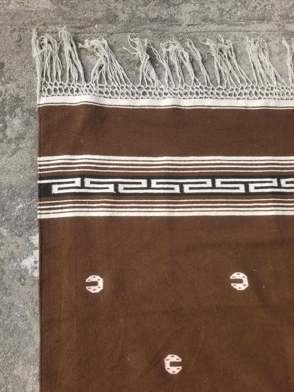 Vintage Handmade Mexican Tribal Medallion Wool Kilim Rug 209x122cm