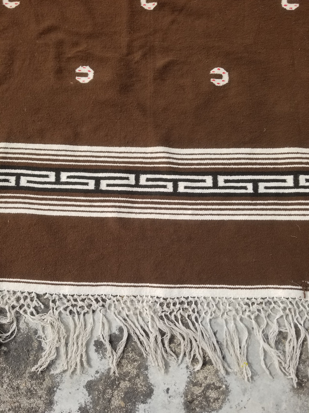 Vintage Handmade Mexican Tribal Medallion Wool Kilim Rug 209x122cm