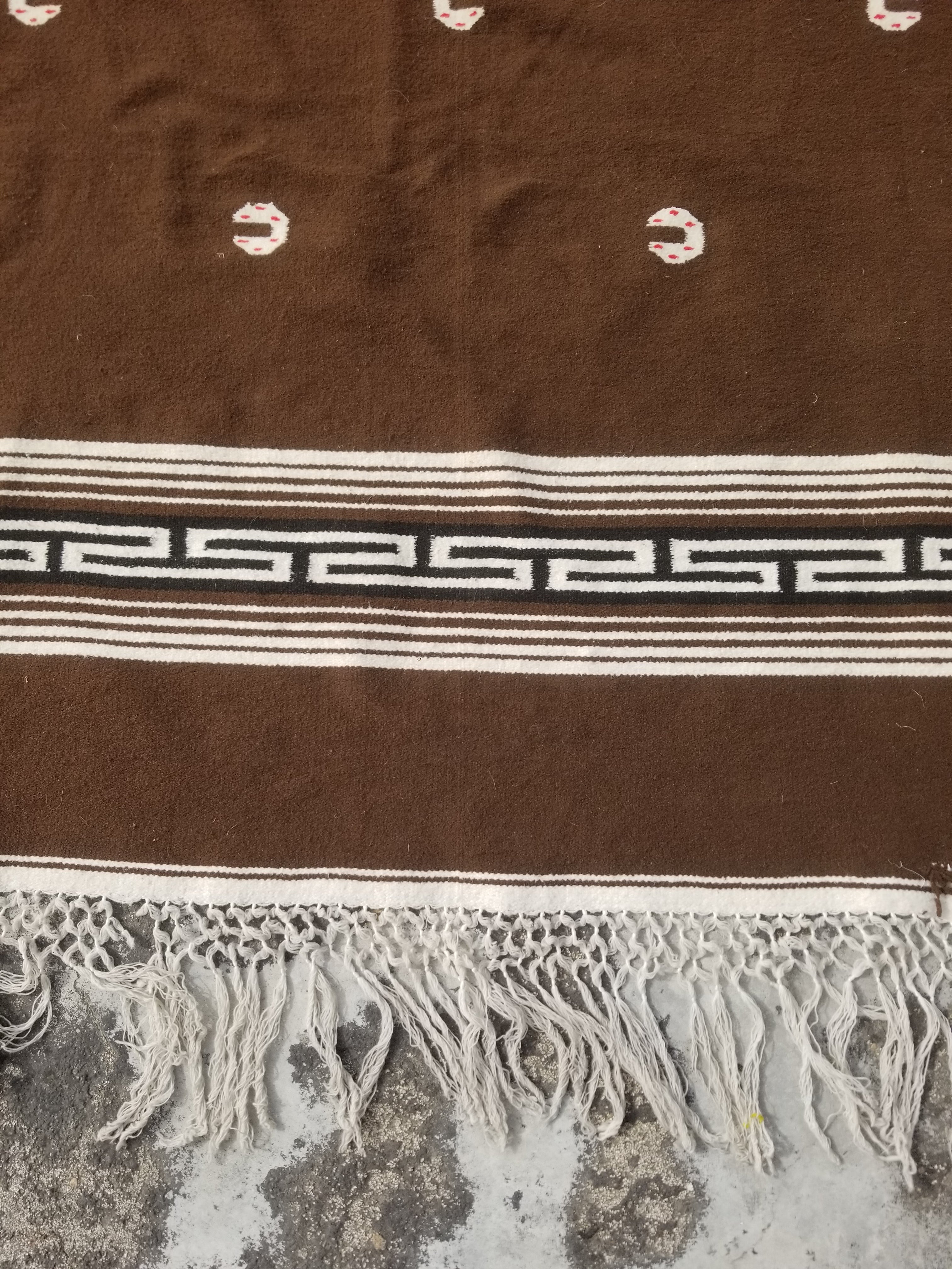 Vintage Handmade Mexican Tribal Medallion Wool Kilim Rug 209x122cm