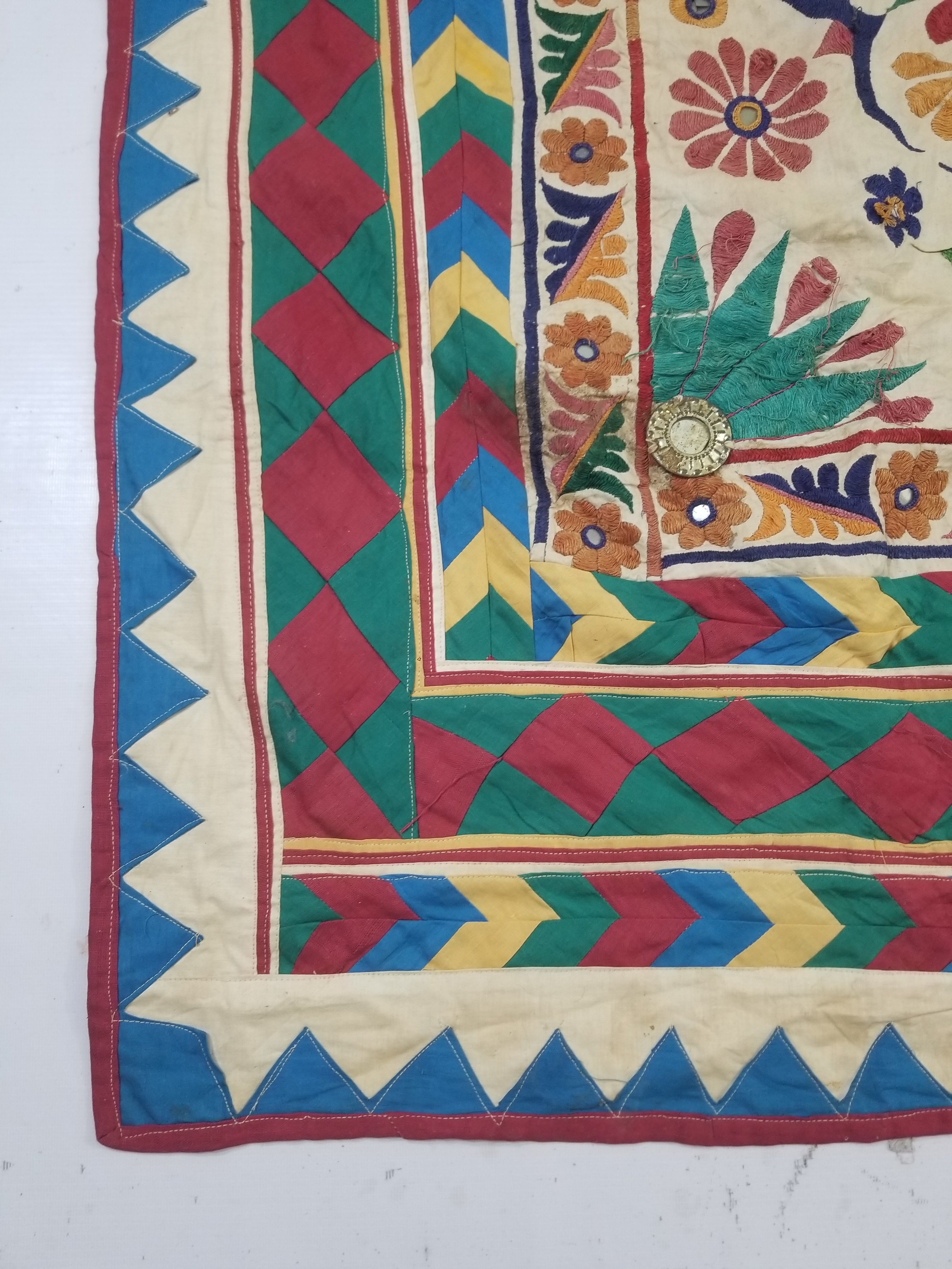 Vintage Indian Kutch Floral Embroidered Mirrorwork Textile Shawl 180x84cm