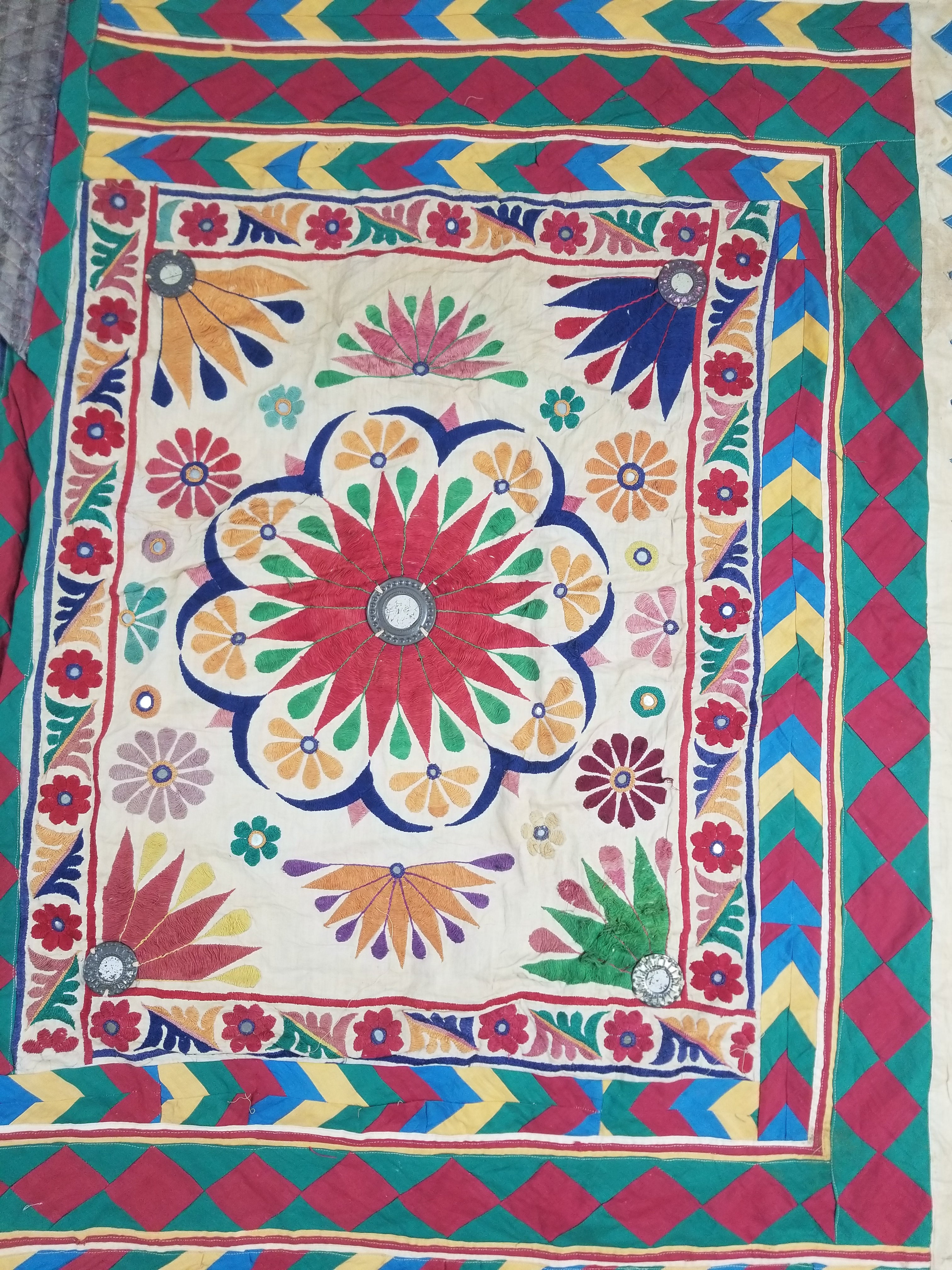 Vintage Indian Kutch Floral Embroidered Mirrorwork Textile Shawl 180x84cm