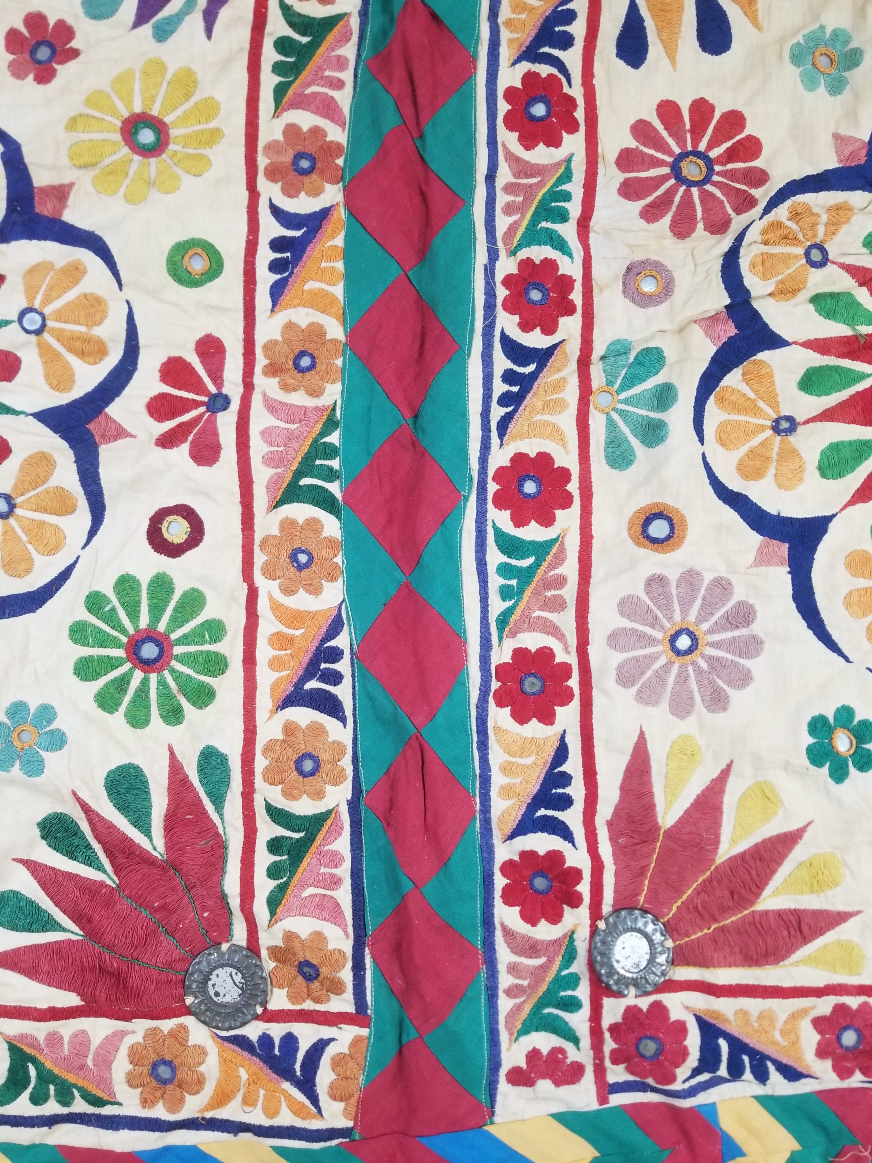Vintage Indian Kutch Floral Embroidered Mirrorwork Textile Shawl 180x84cm