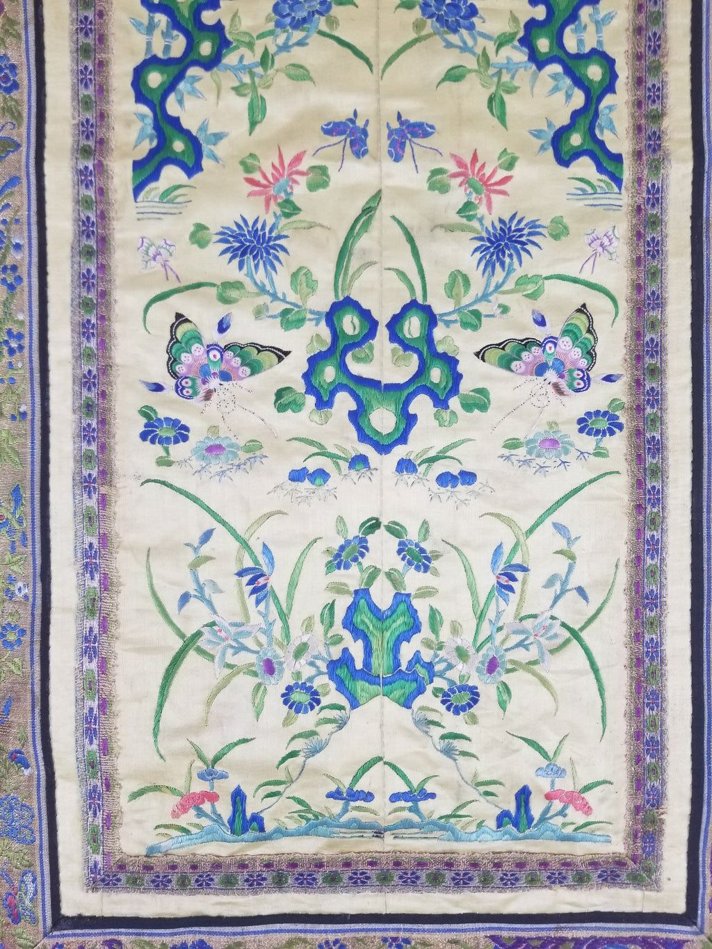 Antique Chinese Silk Hand Embroidered Avian Motifs Tapestry 64x34cm