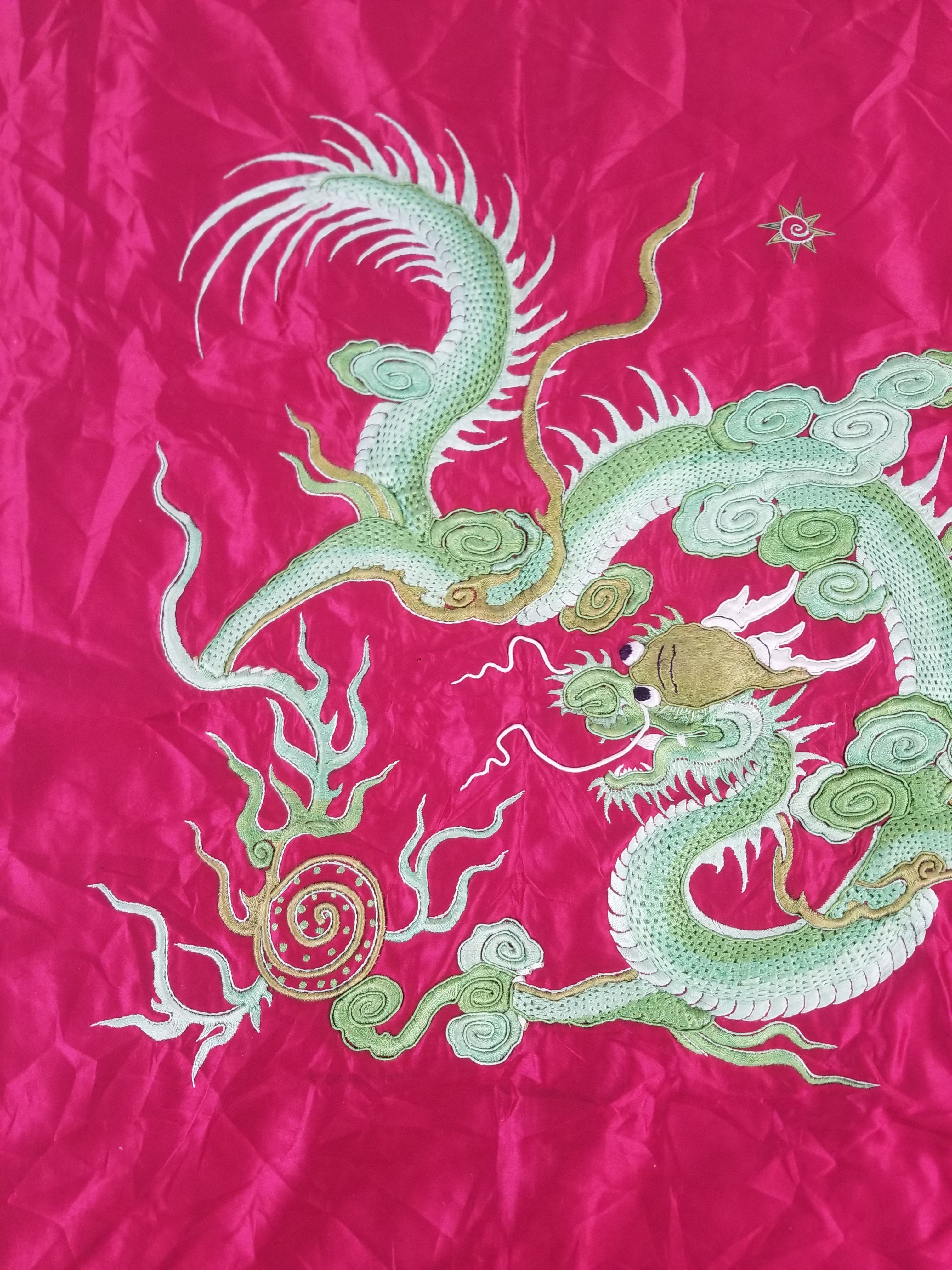 Vintage Chinese Hand Embroidered Dragon Silk Tapestry 60x57cm