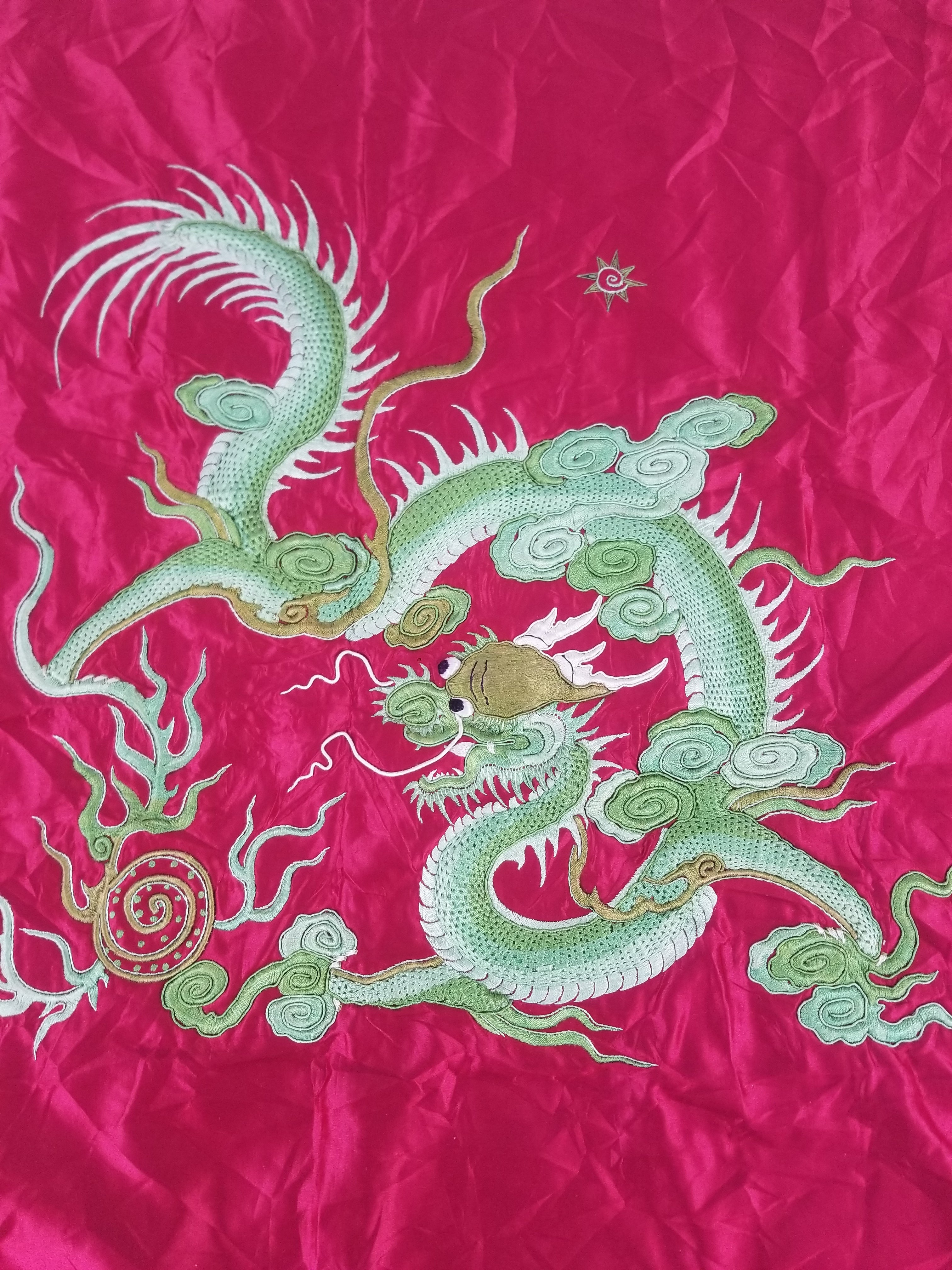 Vintage Chinese Hand Embroidered Dragon Silk Tapestry 60x57cm