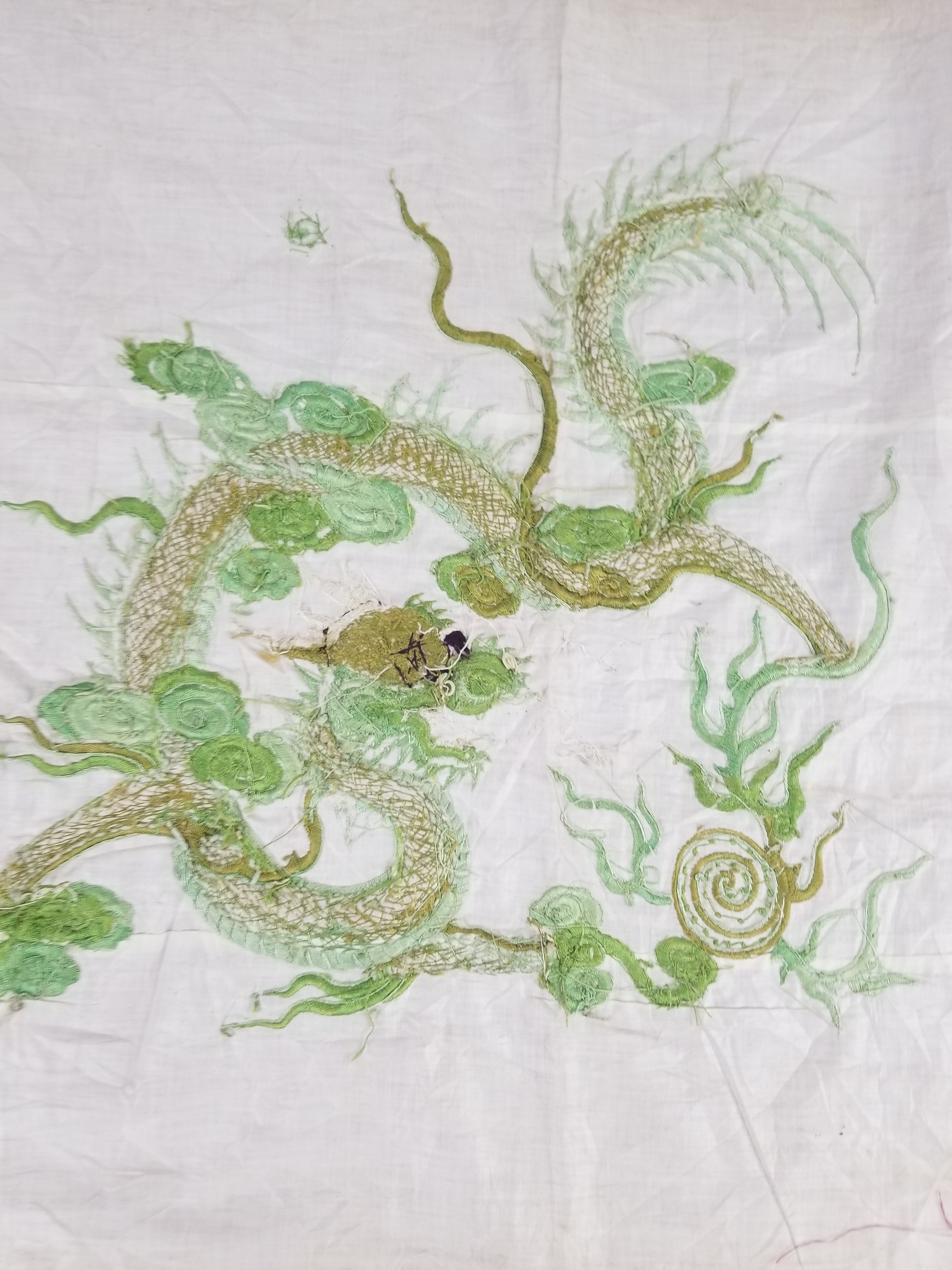 Vintage Chinese Hand Embroidered Dragon Silk Tapestry 60x57cm