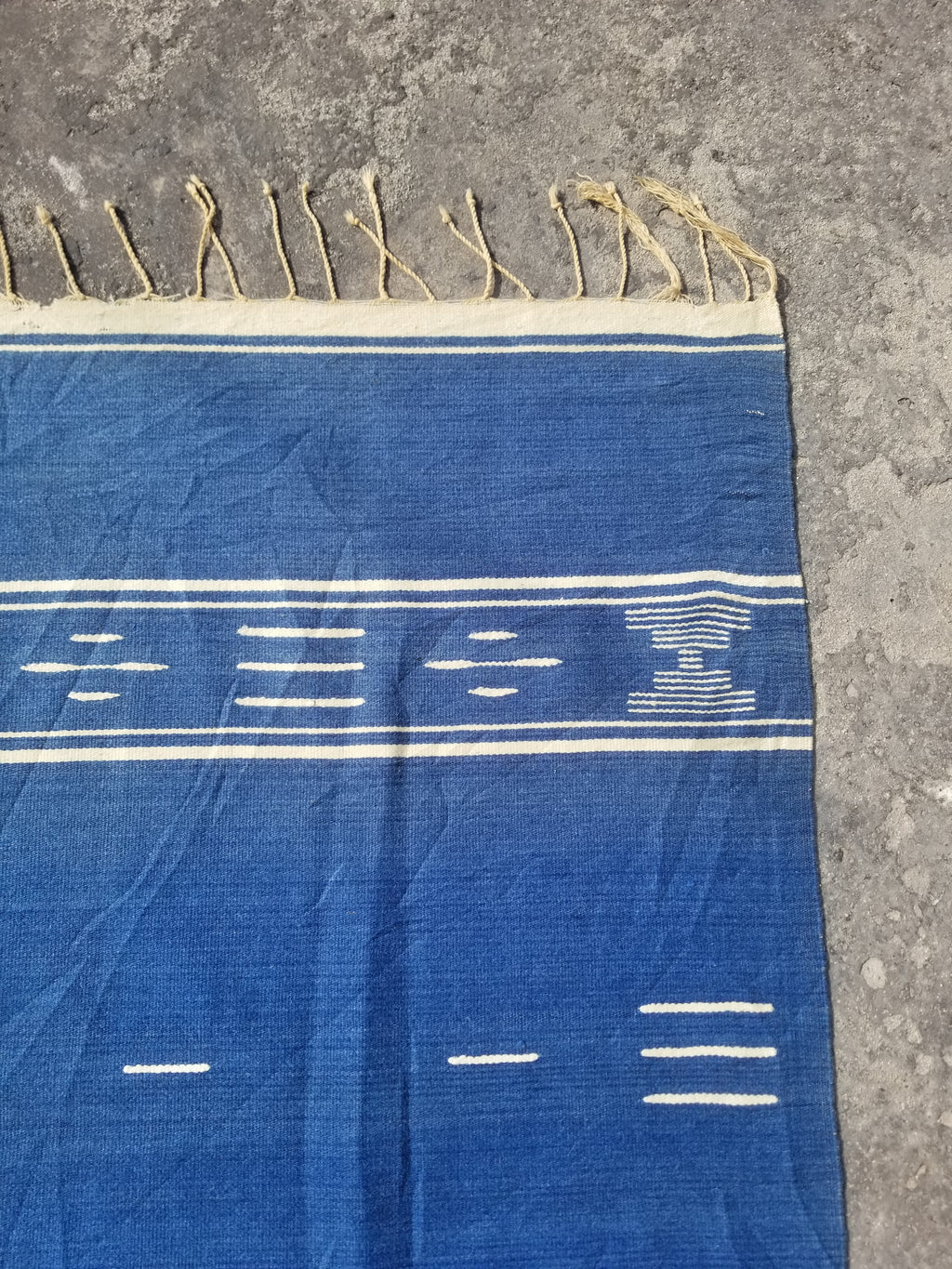 Vintage Traditional Handwoven Mexican Chimayo Wool Blue Kilim 166x112cm