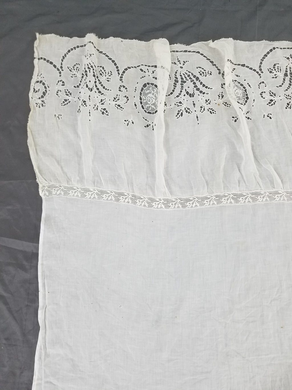 Antique Italian Filet Lace Cherub Floral Cutwork Tablecloth 320x185cm