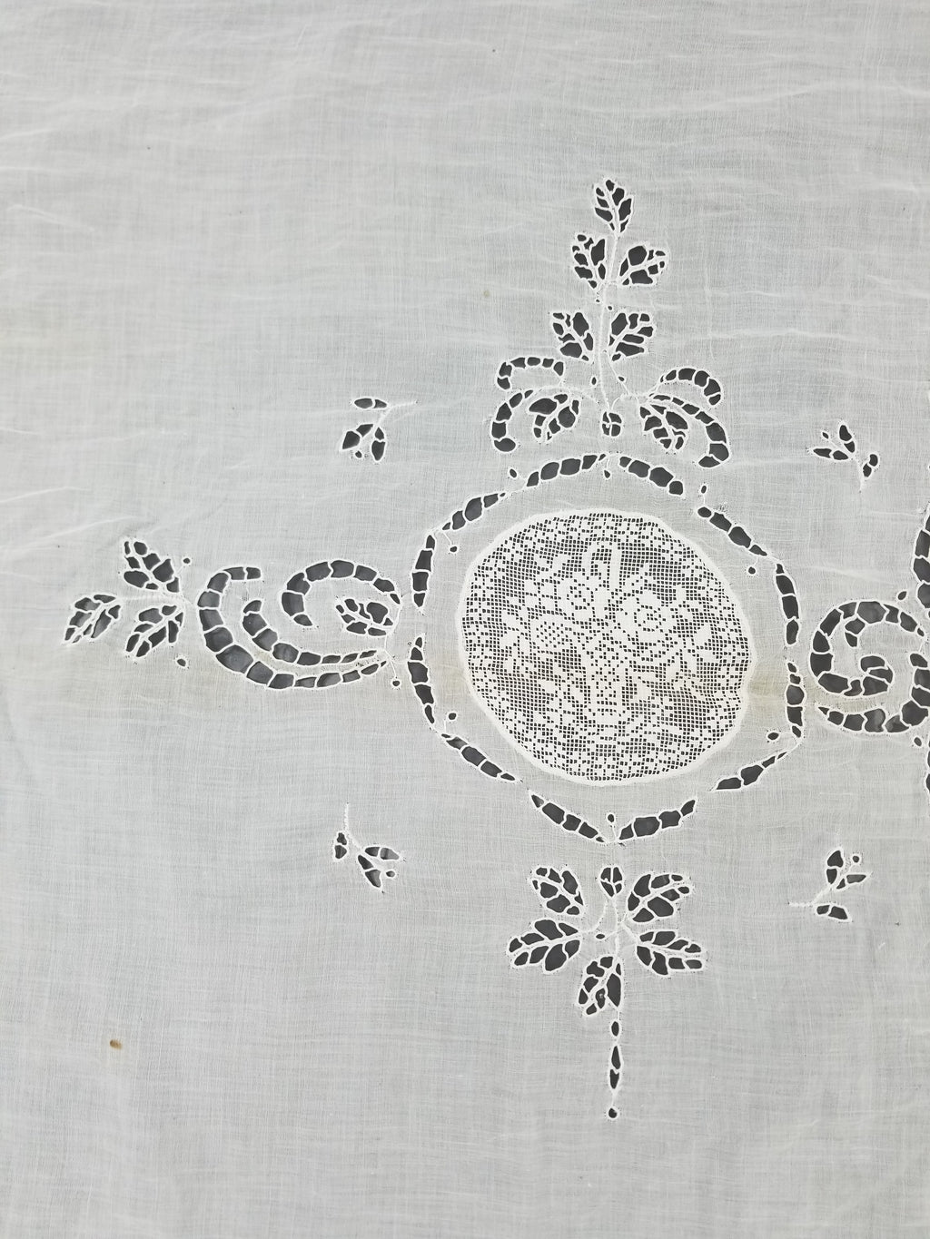 Antique Italian Filet Lace Cherub Floral Cutwork Tablecloth 320x185cm