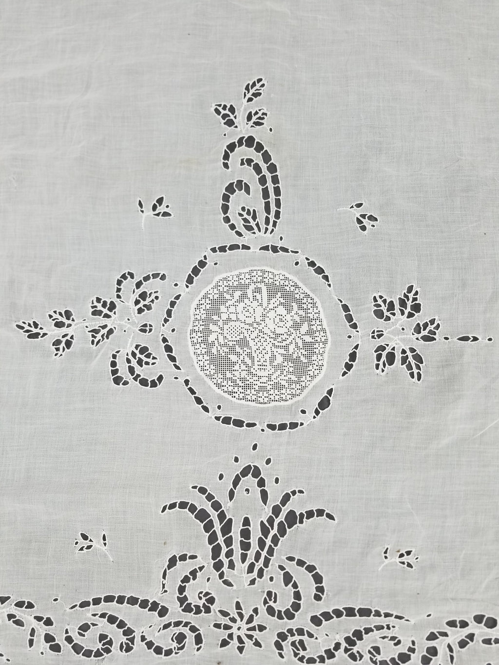 Antique Italian Filet Lace Cherub Floral Cutwork Tablecloth 320x185cm
