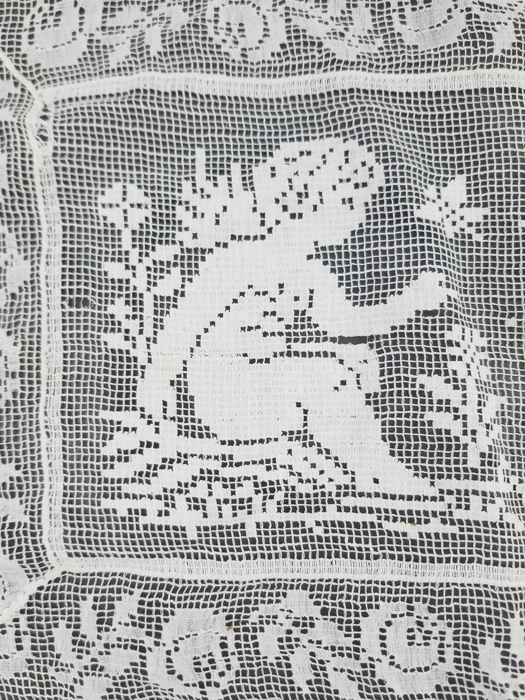 Antique Italian Filet Lace Cherub Floral Cutwork Tablecloth 320x185cm