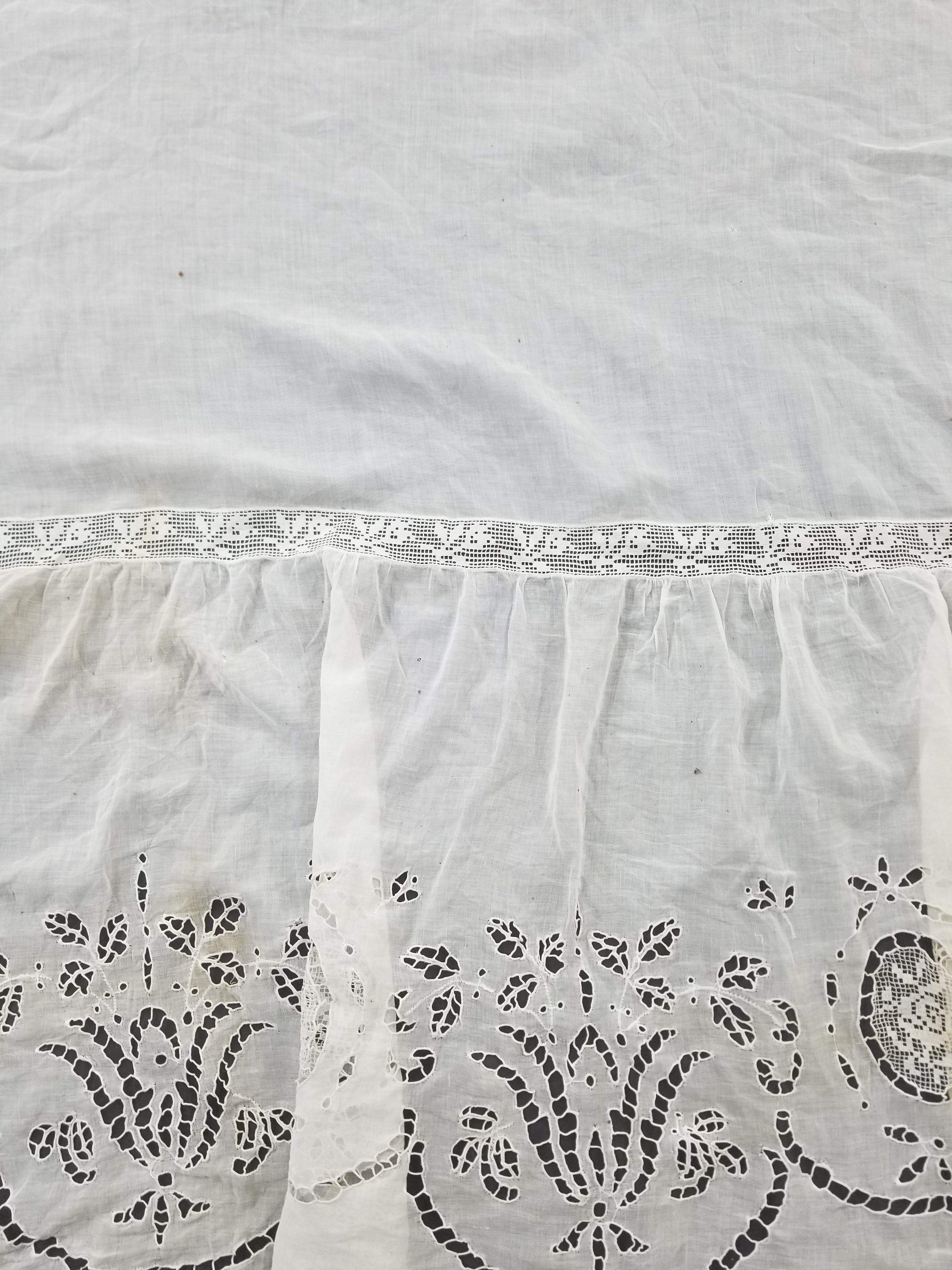 Antique Italian Filet Lace Cherub Floral Cutwork Tablecloth 320x185cm