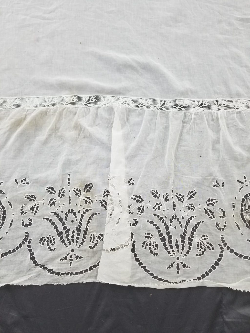 Antique Italian Filet Lace Cherub Floral Cutwork Tablecloth 320x185cm