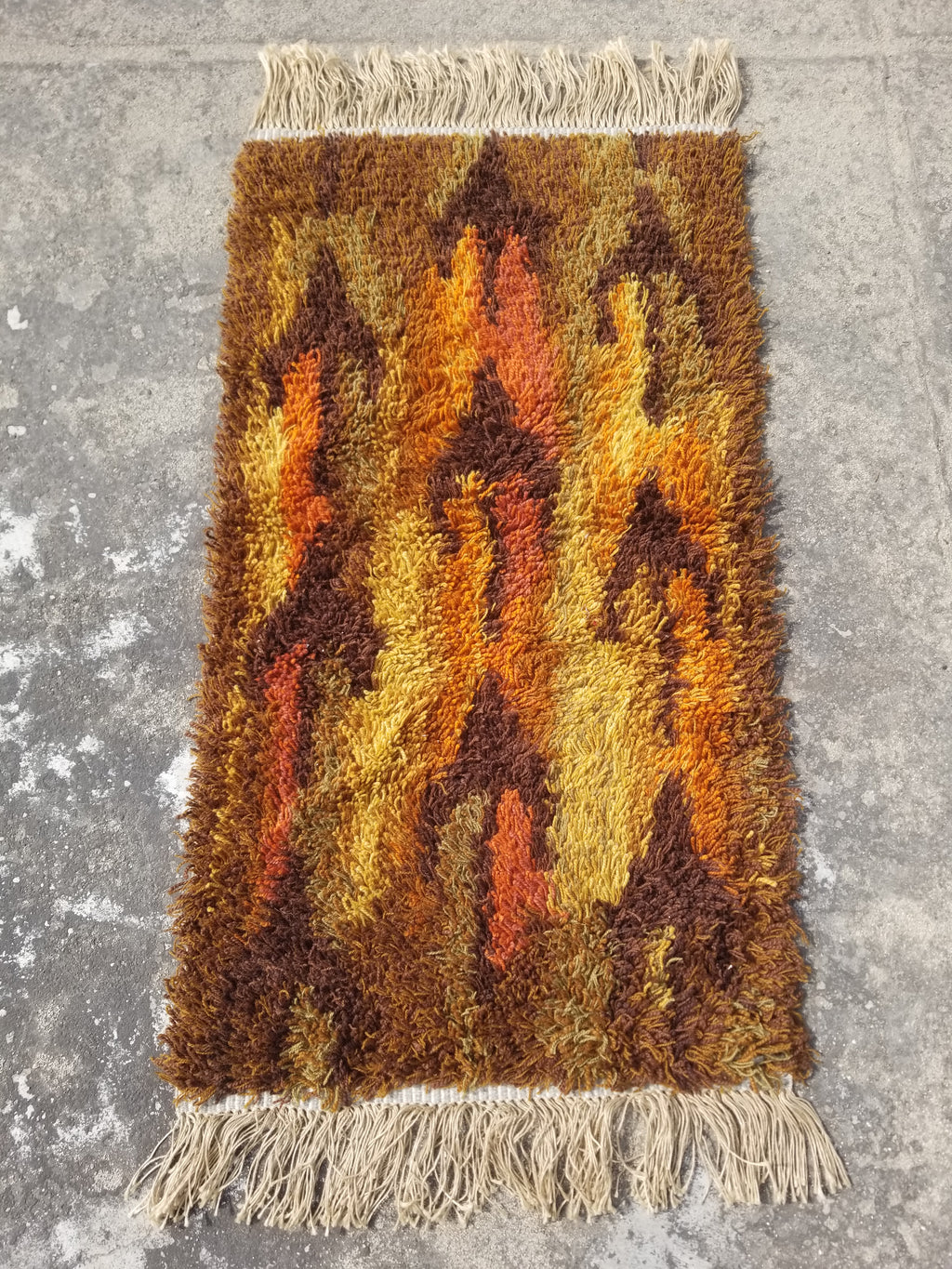 Vintage Traditional Handwoven Scandinavian Wool Shaggy Rya Rug 106x58cm