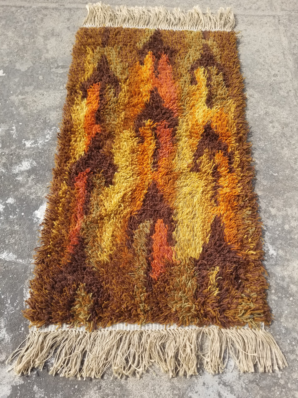 Vintage Traditional Handwoven Scandinavian Wool Shaggy Rya Rug 106x58cm
