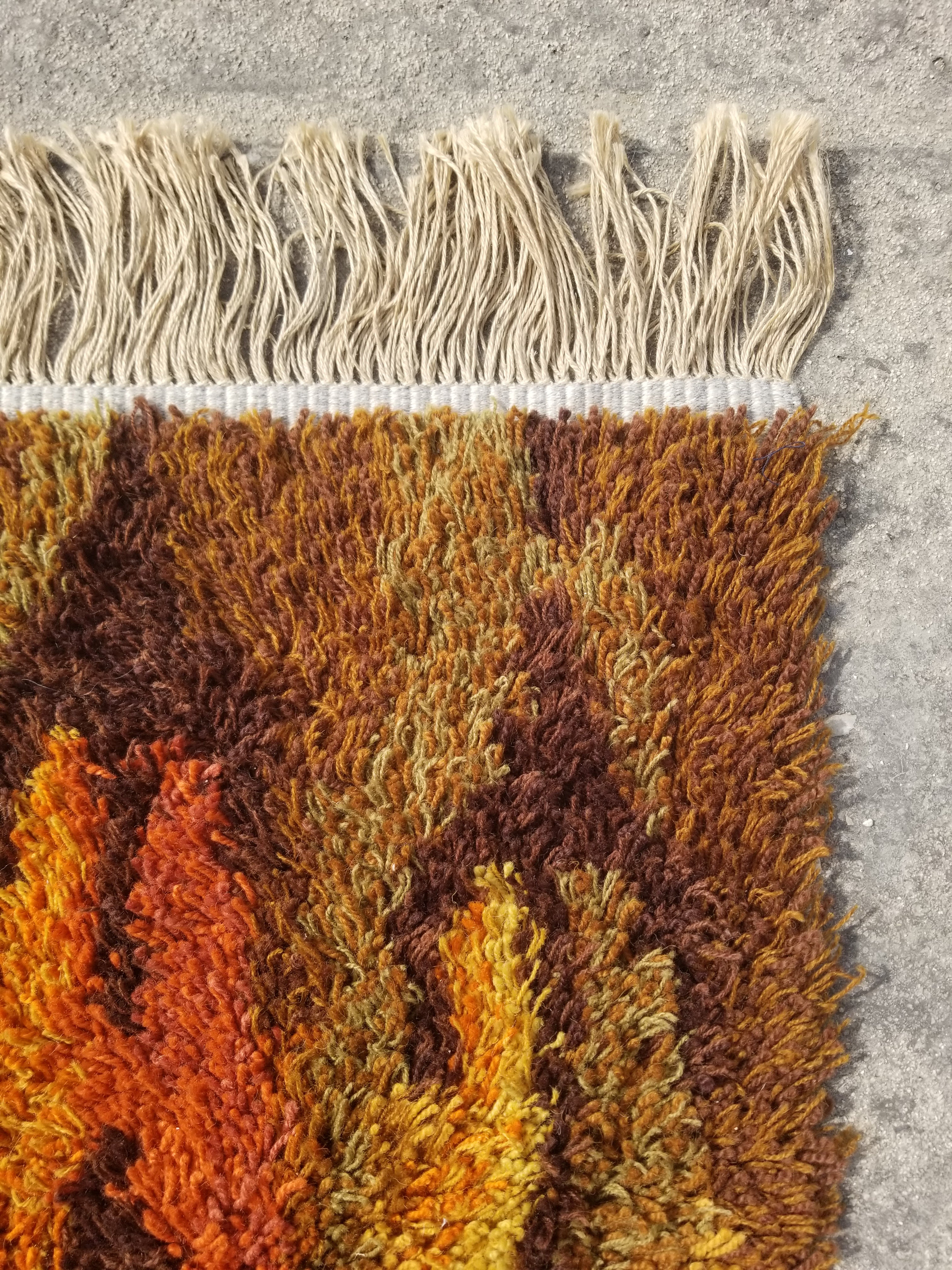 Vintage Traditional Handwoven Scandinavian Wool Shaggy Rya Rug 106x58cm