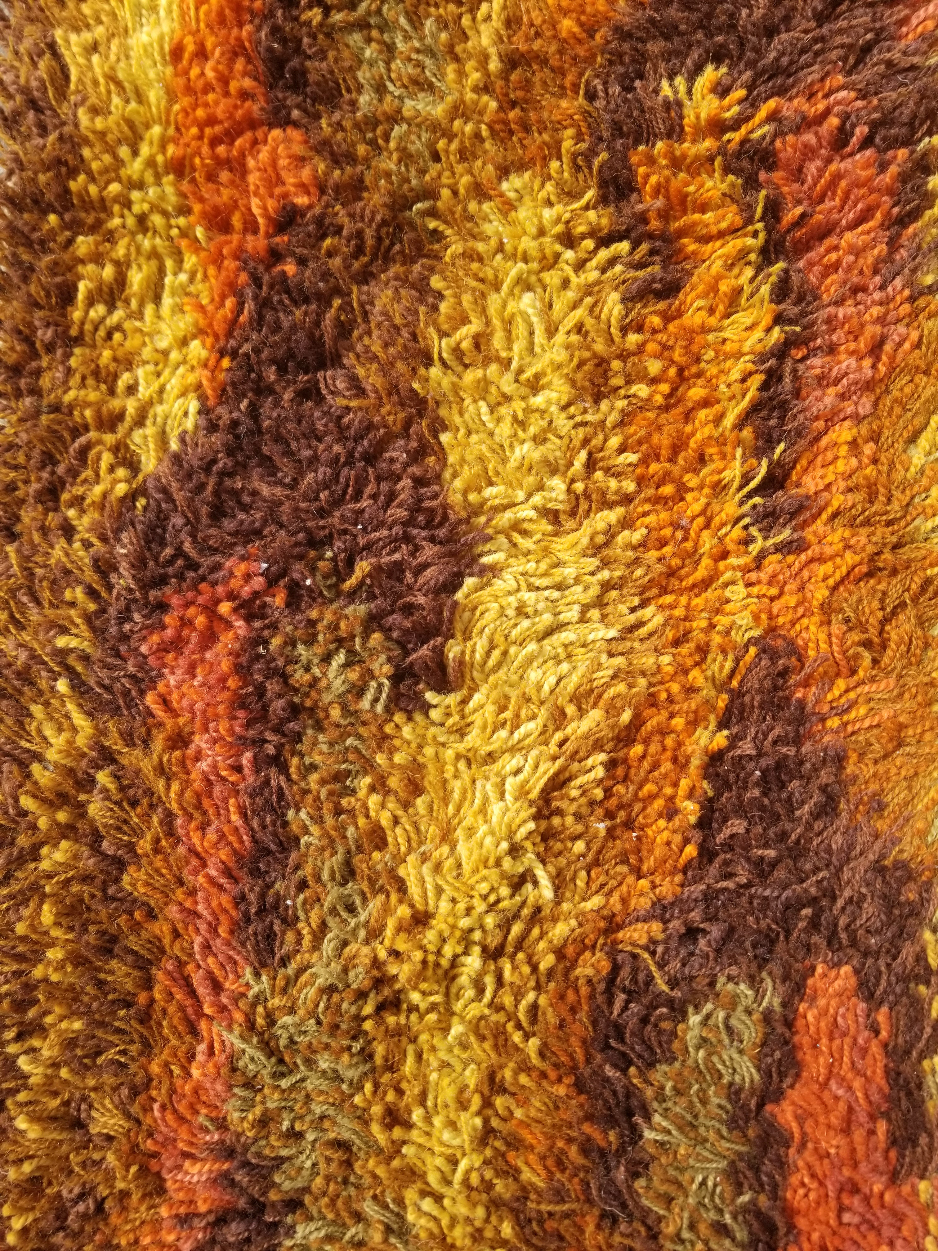 Vintage Traditional Handwoven Scandinavian Wool Shaggy Rya Rug 106x58cm